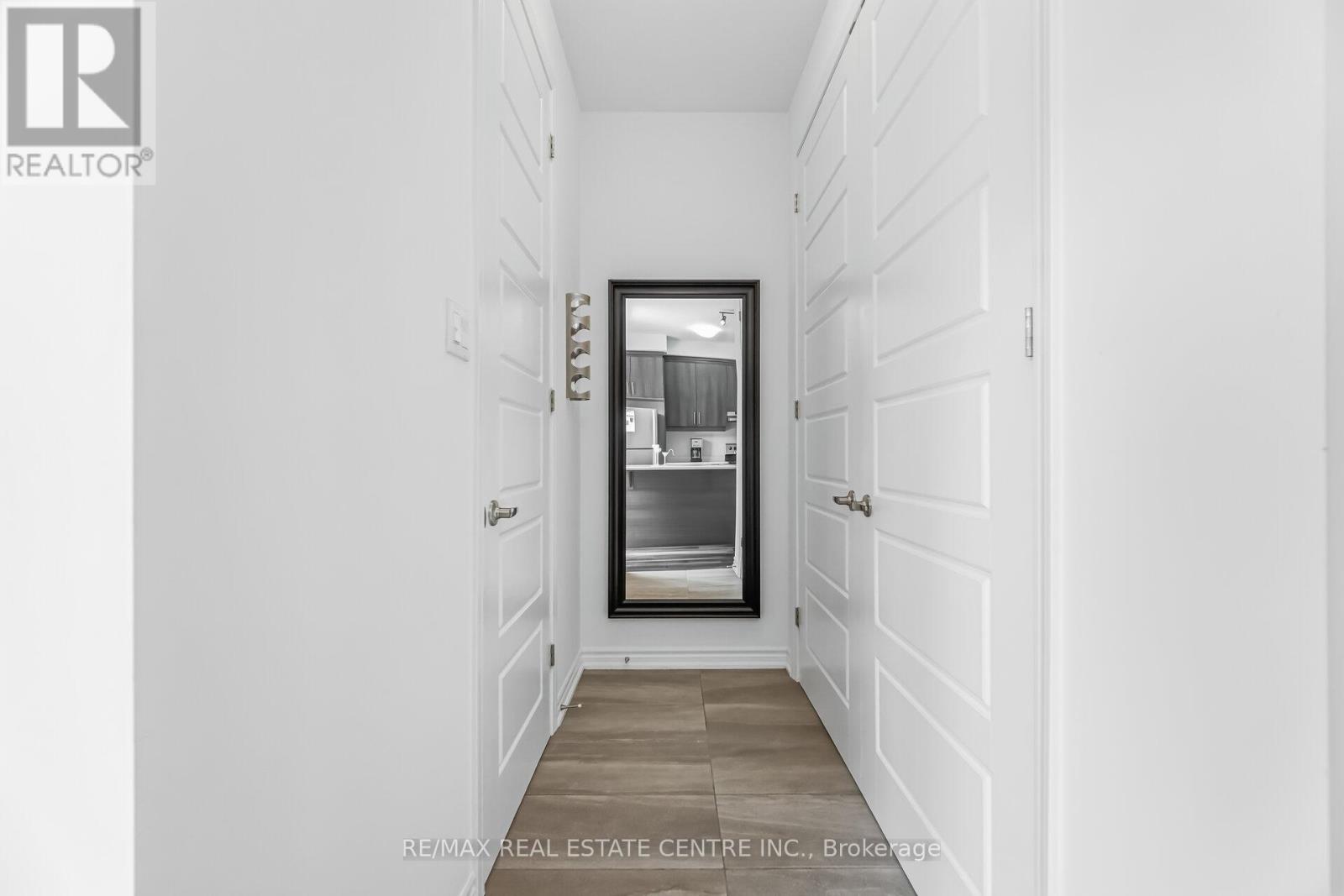 #18 - 975 Whitlock Avenue, Milton, Ontario  L9E 1S9 - Photo 21 - W12804806