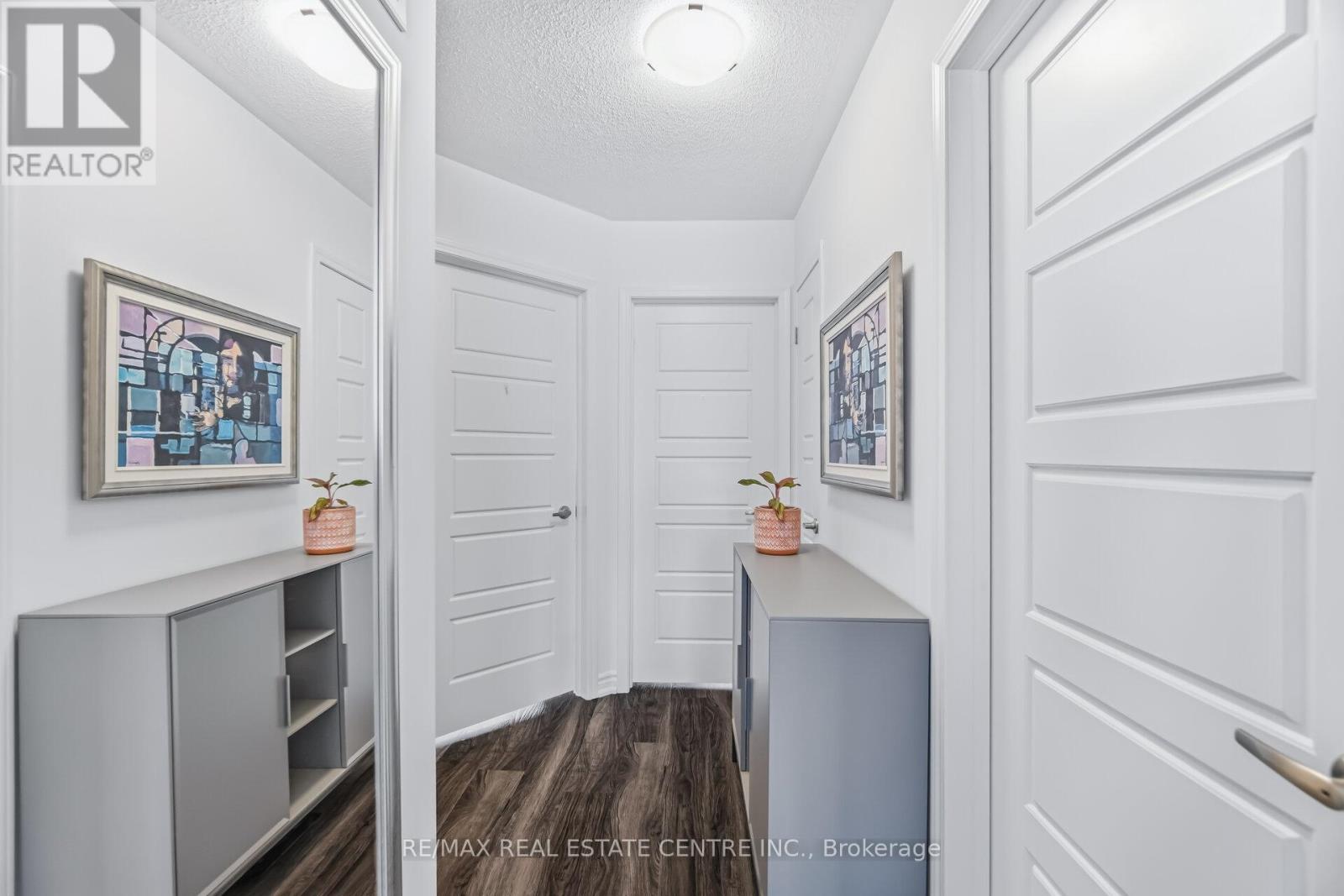 #18 - 975 Whitlock Avenue, Milton, Ontario  L9E 1S9 - Photo 25 - W12804806