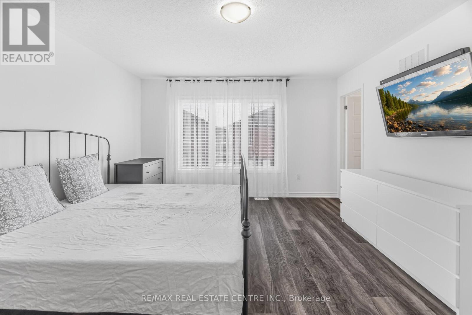 #18 - 975 Whitlock Avenue, Milton, Ontario  L9E 1S9 - Photo 27 - W12804806