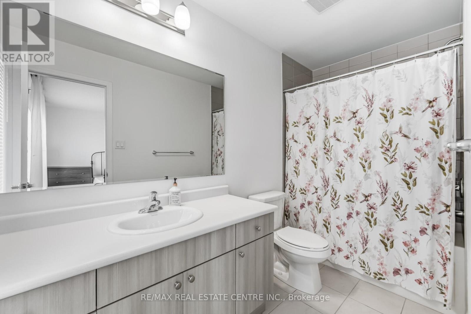 #18 - 975 Whitlock Avenue, Milton, Ontario  L9E 1S9 - Photo 29 - W12804806