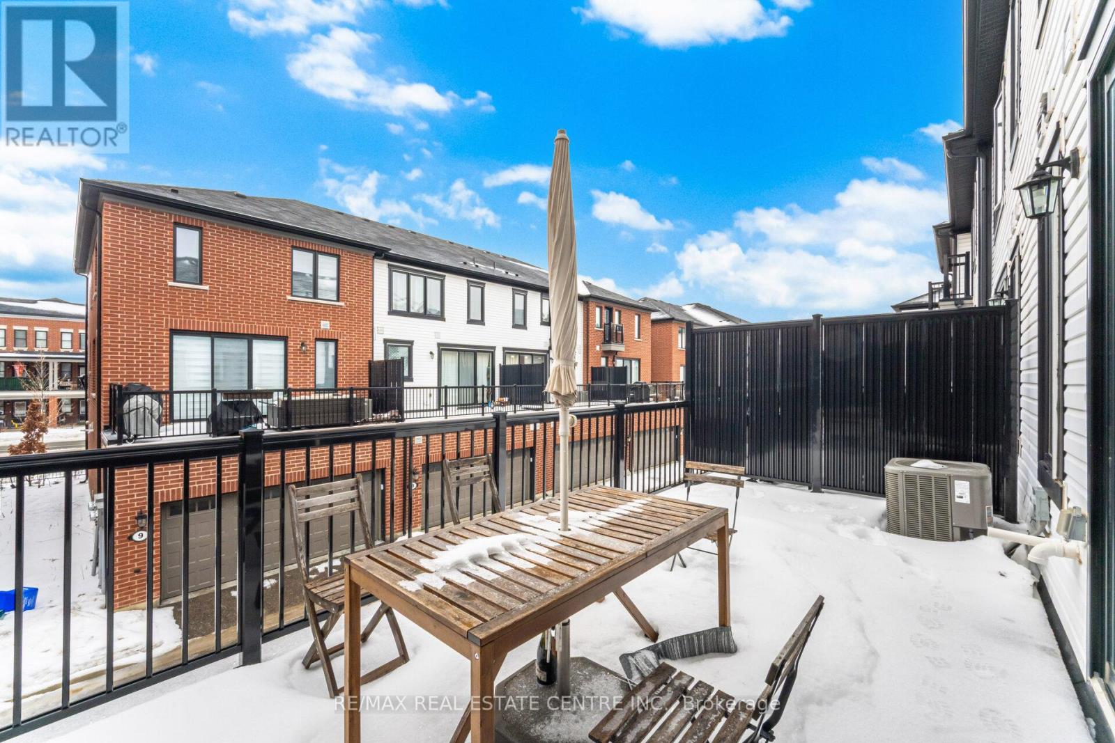 #18 - 975 Whitlock Avenue, Milton, Ontario  L9E 1S9 - Photo 45 - W12804806