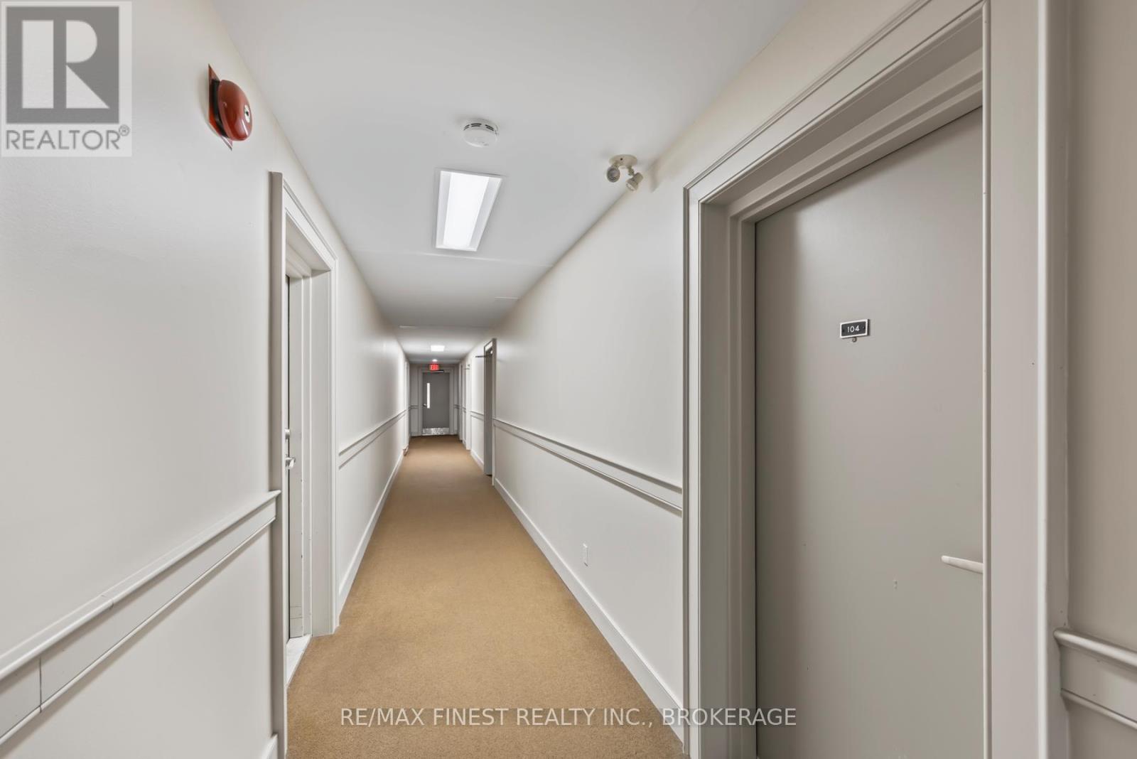 104 - 17 Eldon Hall Place, Kingston (Central City West), Ontario  K7M 7H5 - Photo 11 - X12804914