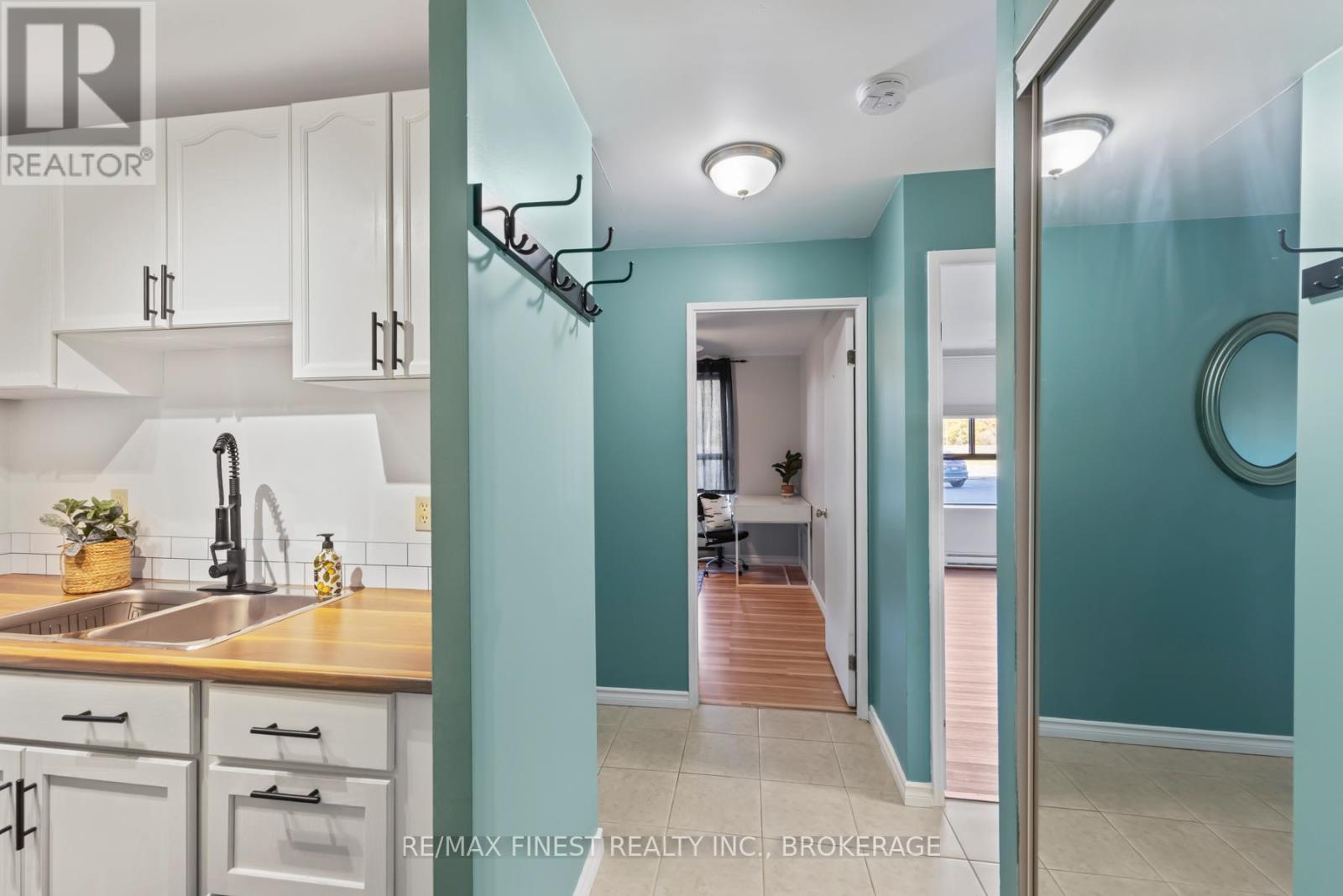 104 - 17 Eldon Hall Place, Kingston (Central City West), Ontario  K7M 7H5 - Photo 14 - X12804914