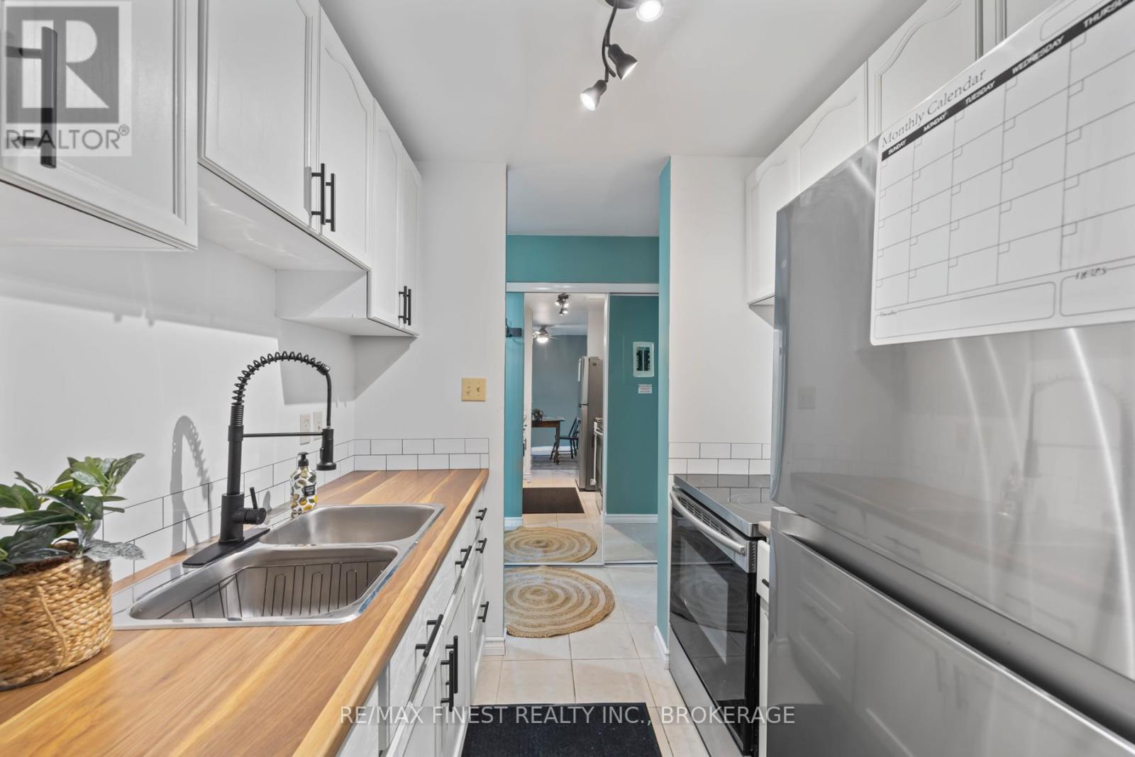 104 - 17 Eldon Hall Place, Kingston (Central City West), Ontario  K7M 7H5 - Photo 17 - X12804914