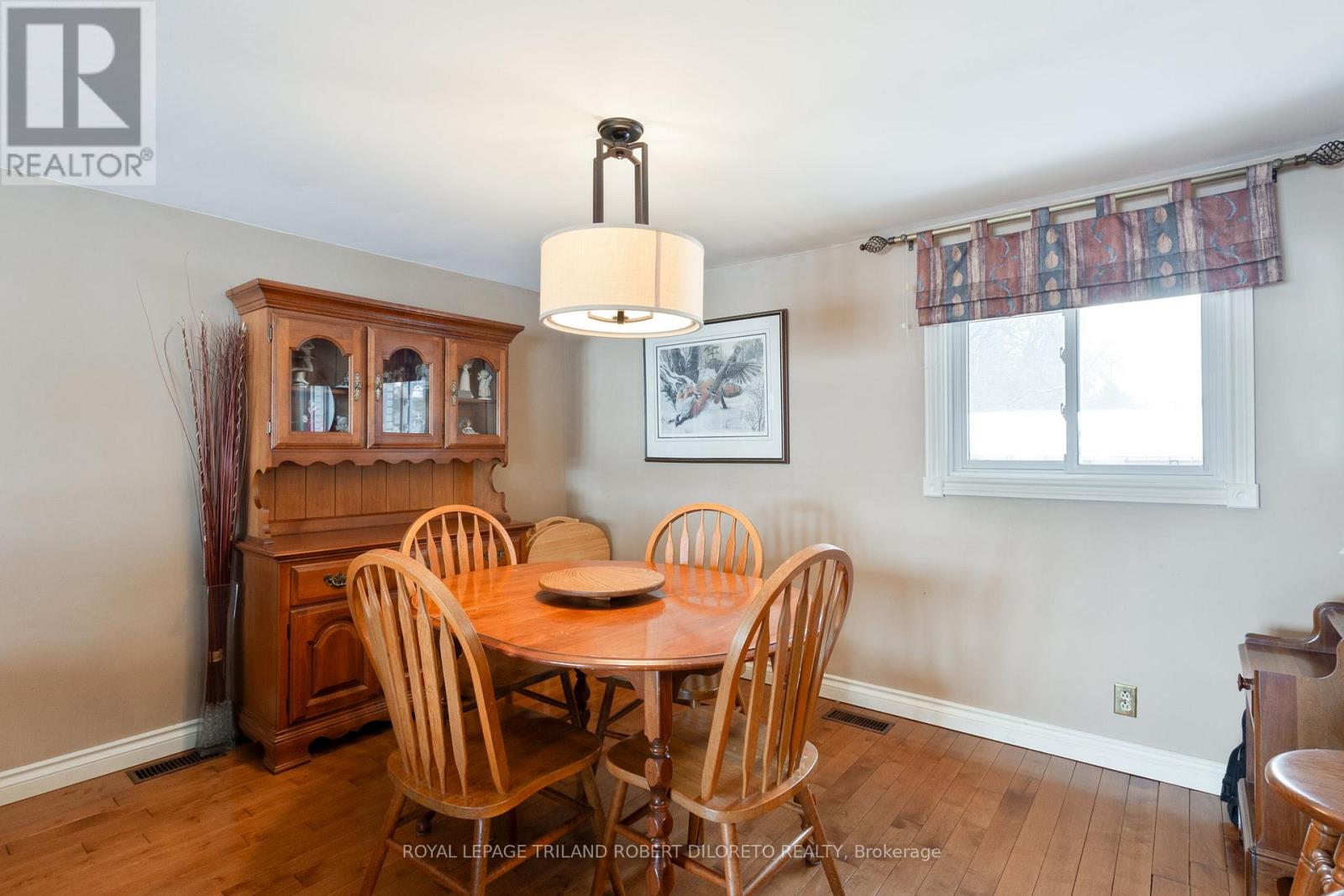 Photo 21 of 31 for 7417 Inadale Drive