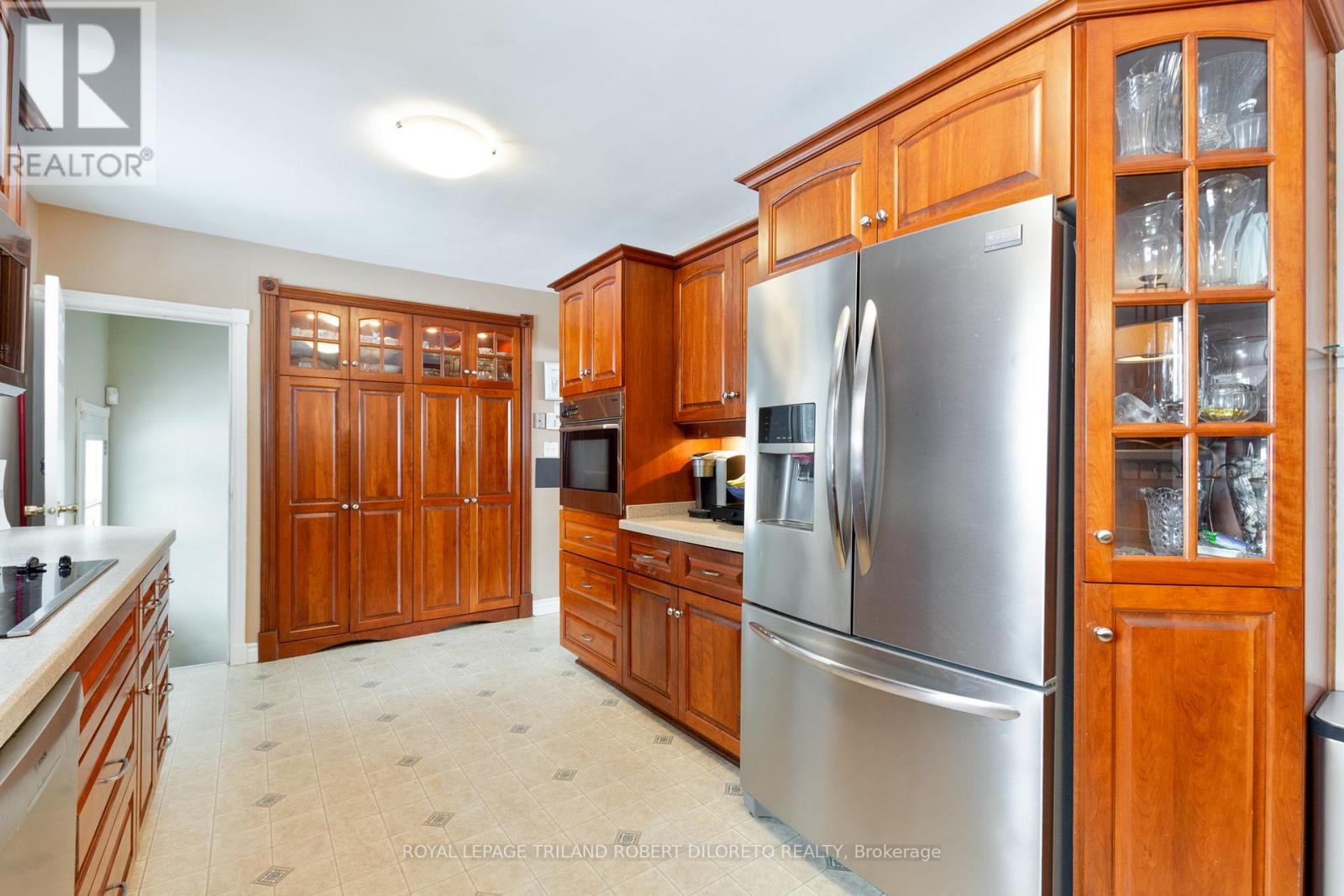 Photo 24 of 31 for 7417 Inadale Drive