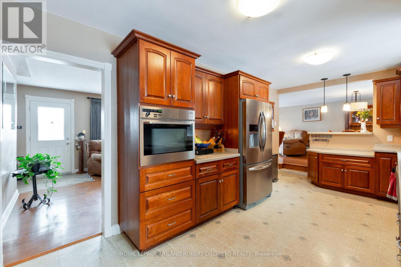 Photo 26 of 31 for 7417 Inadale Drive