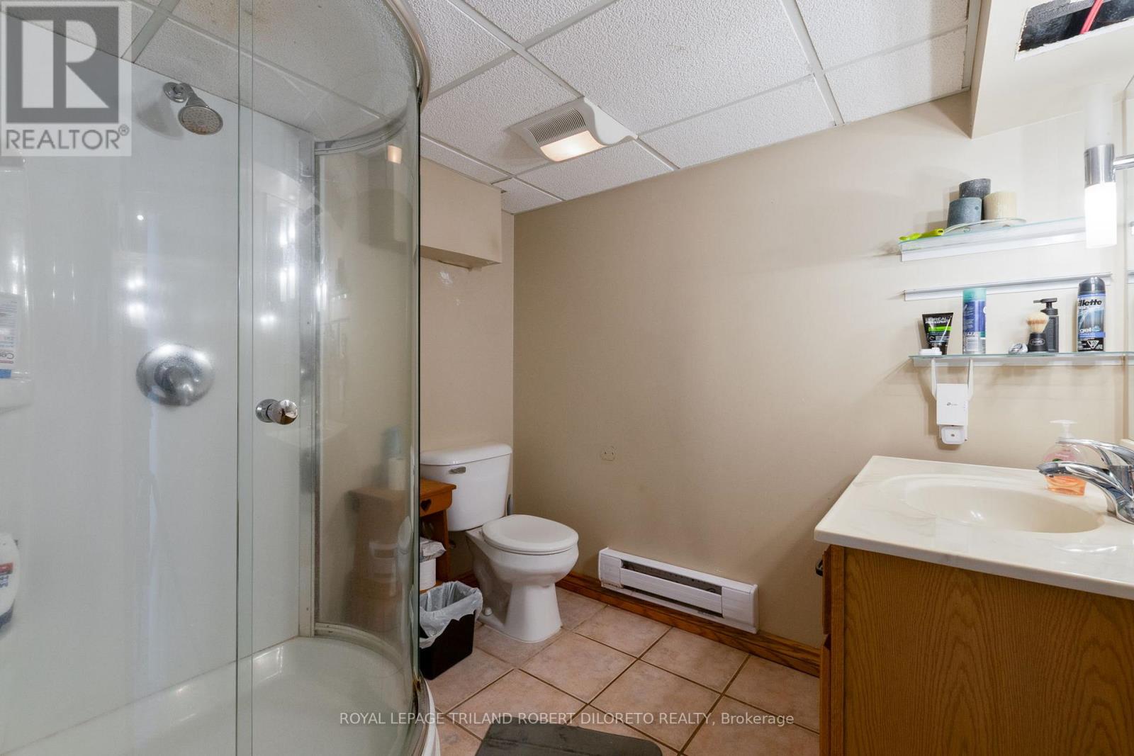 Photo 28 of 31 for 7417 Inadale Drive