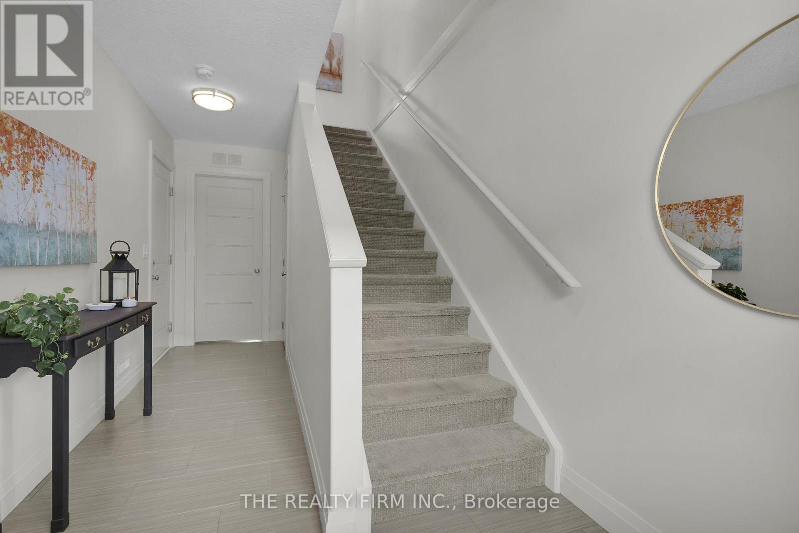 35 - 1040 Coronation Drive, London North, Ontario  N6H 0B5 - Photo 4 - X12804950