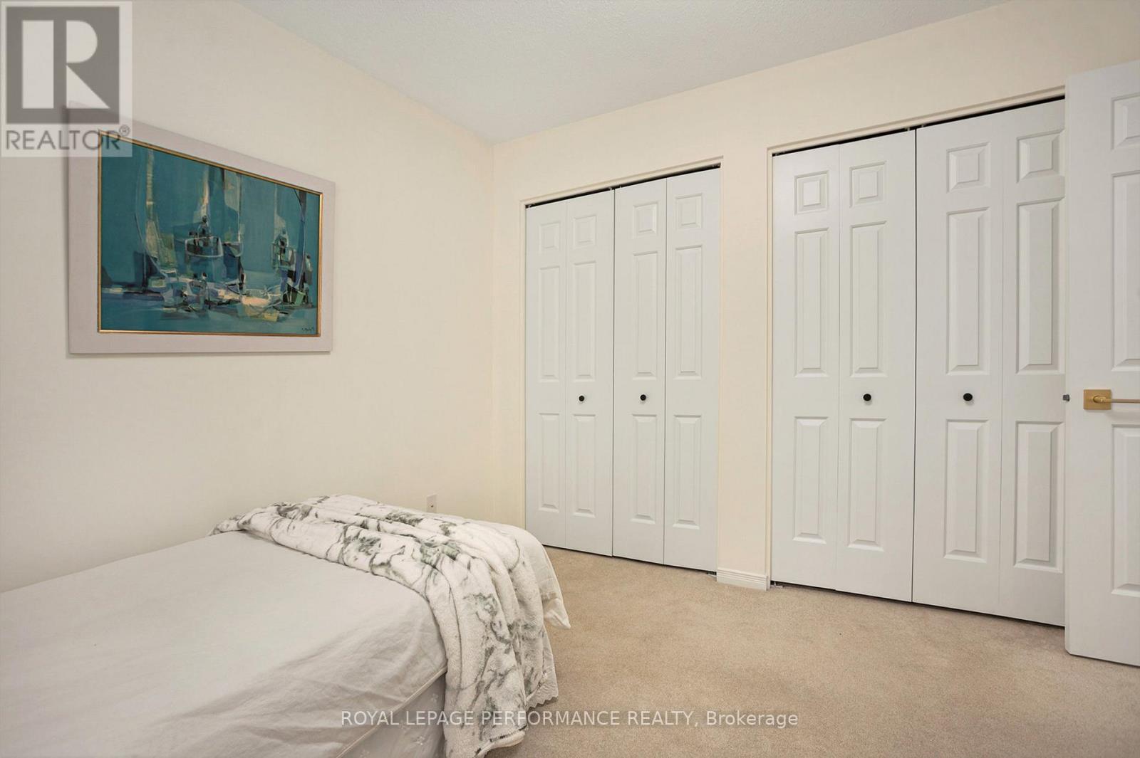 81 Waterford Drive, Ottawa, Ontario  K2E 7V4 - Photo 21 - X12804948