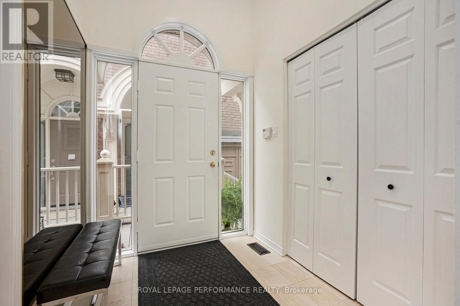 81 Waterford Drive, Ottawa, Ontario  K2E 7V4 - Photo 3 - X12804948