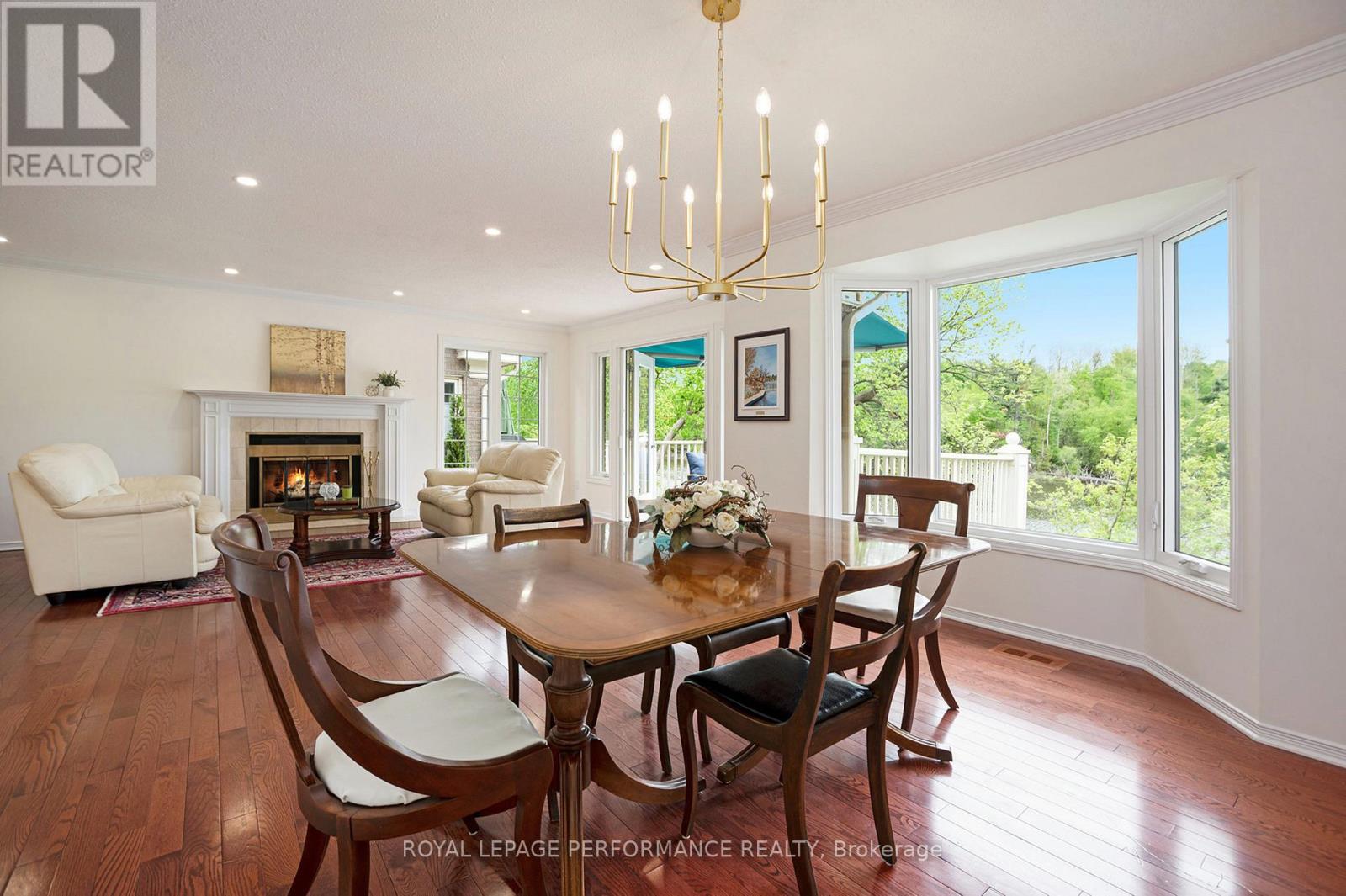 81 Waterford Drive, Ottawa, Ontario  K2E 7V4 - Photo 8 - X12804948