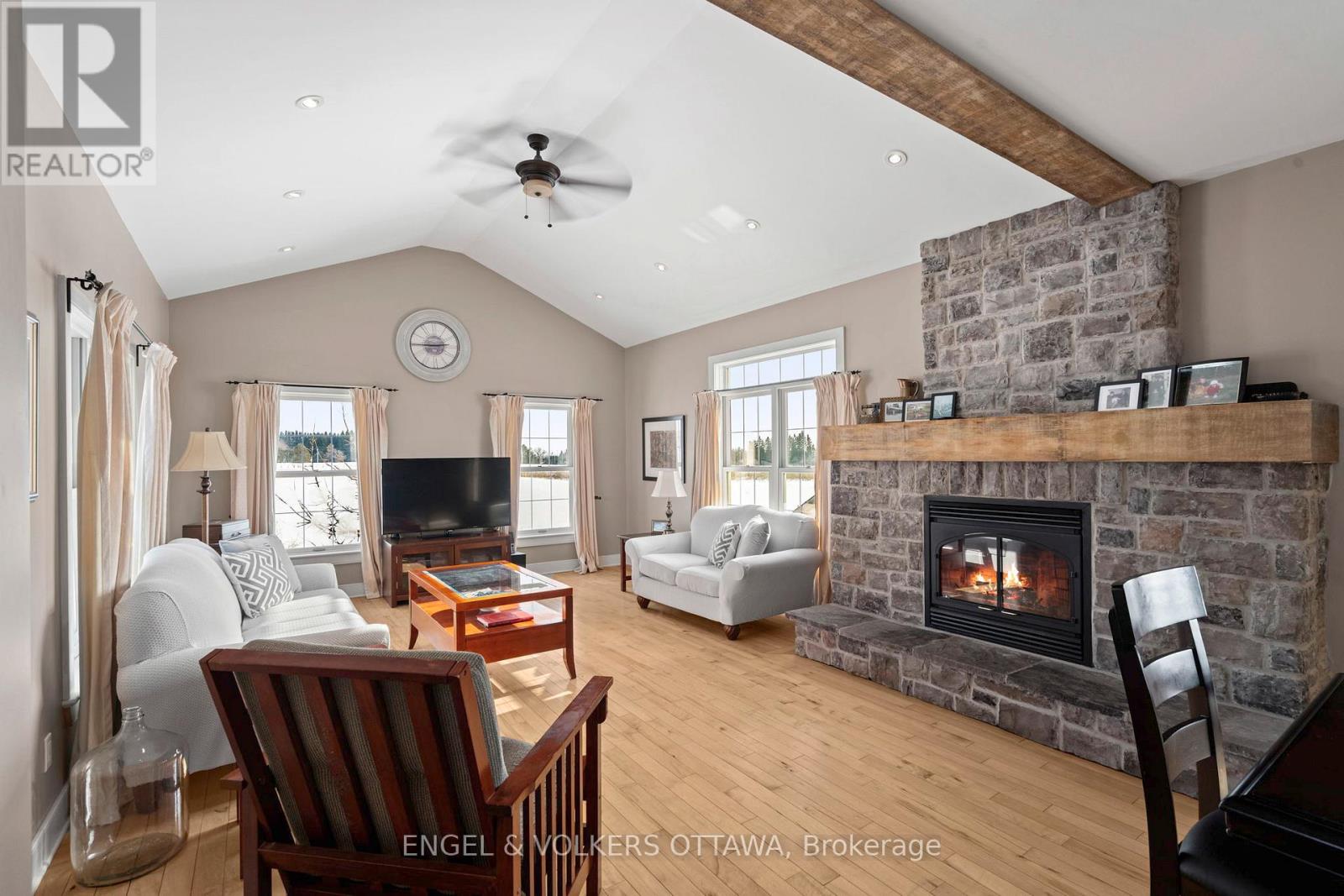 5165 Canon Smith Drive, Ottawa, Ontario  K0A 1X0 - Photo 13 - X12804962