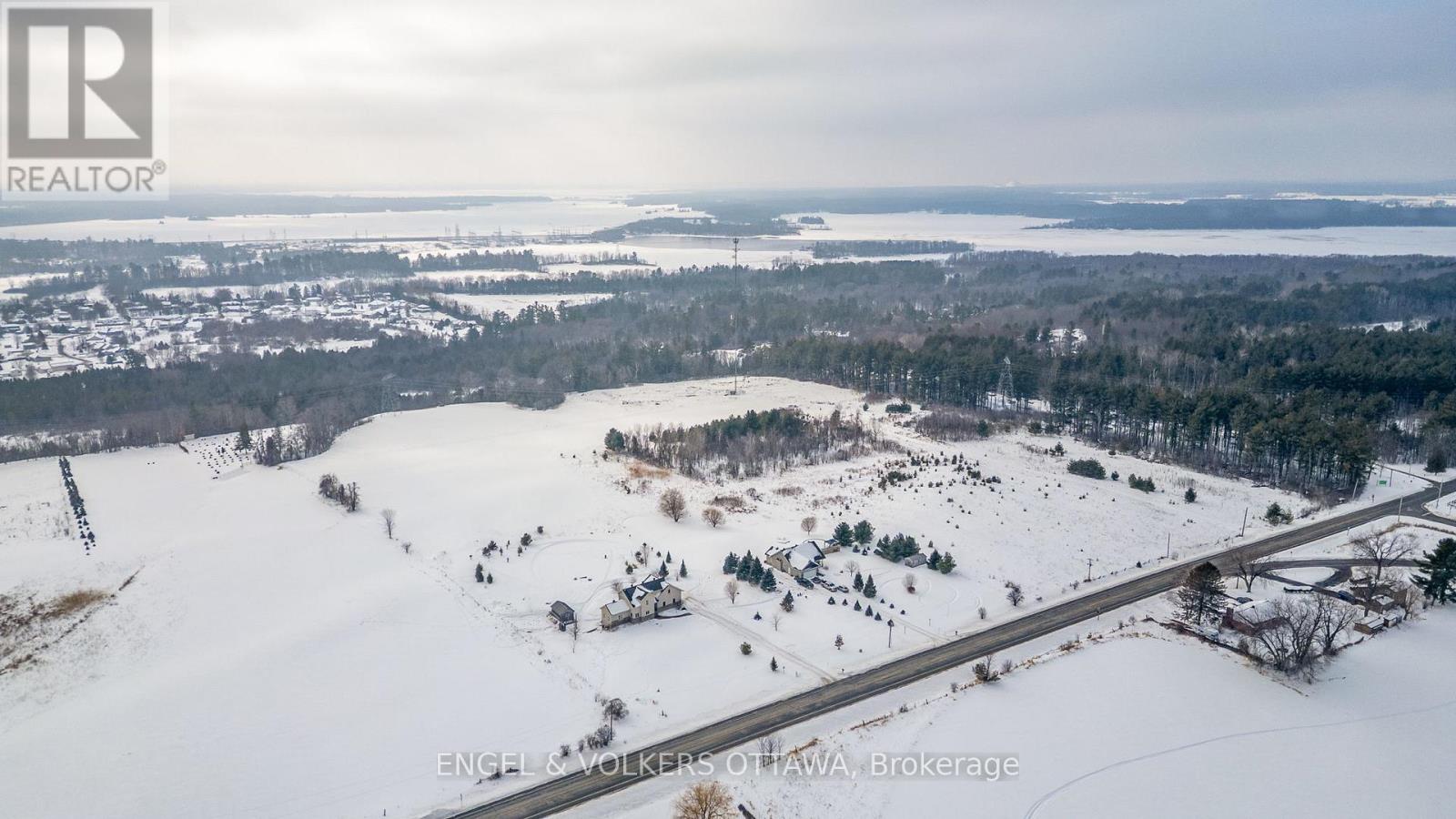 5165 Canon Smith Drive, Ottawa, Ontario  K0A 1X0 - Photo 46 - X12804962