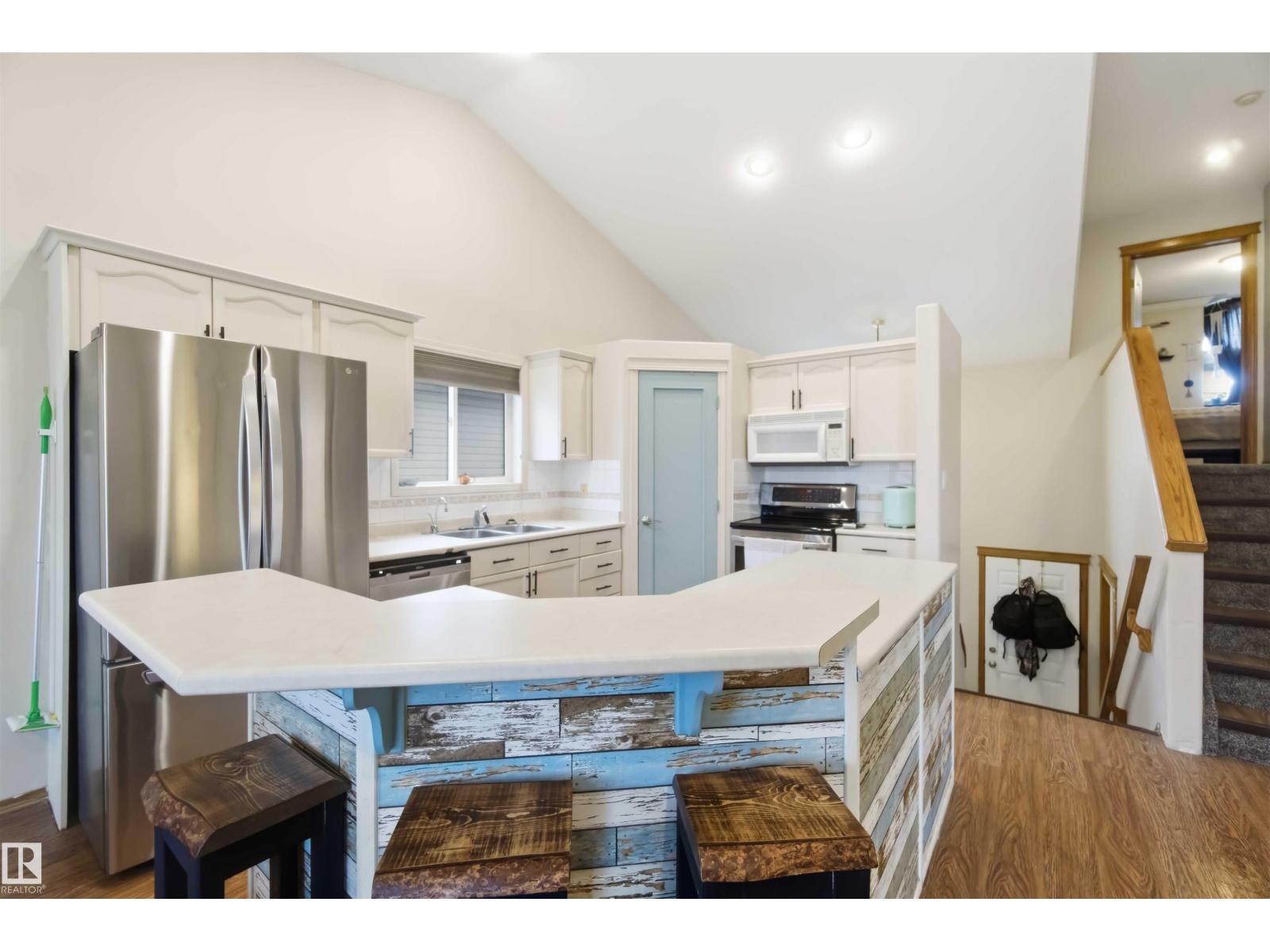 1304 Oakland Cr, Devon, Alberta  T9G 2E6 - Photo 10 - E4473984