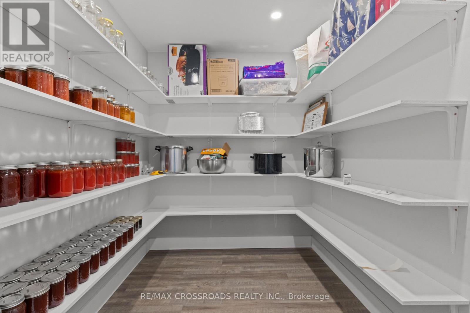 1696 Mucci Drive, Kingsville, Ontario  N0P 2G0 - Photo 20 - X12796198