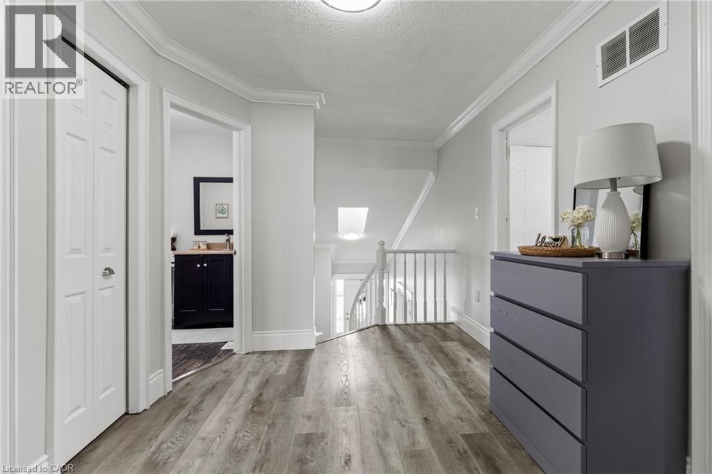 27 Barbara Court, Hamilton, Ontario  L8W 2M1 - Photo 24 - 40804846