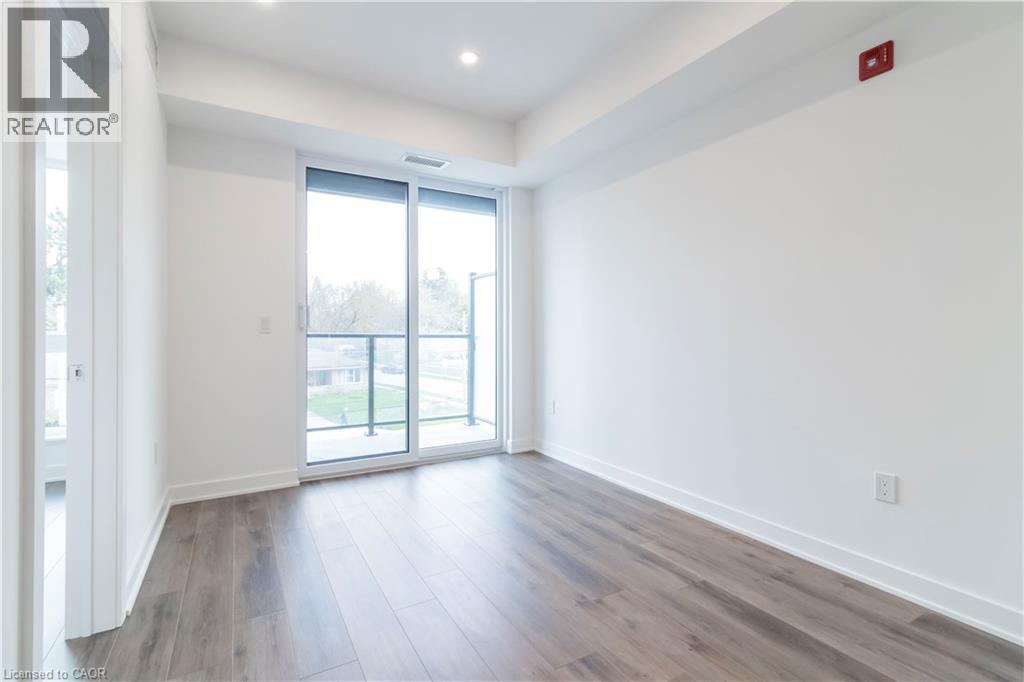 312 Erb Street W Unit# 206, Waterloo, Ontario  N2L 0K9 - Photo 4 - 40806085