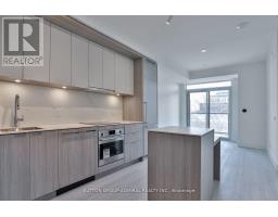 6 GREENBRIAR ROAD E, Toronto, Ontario