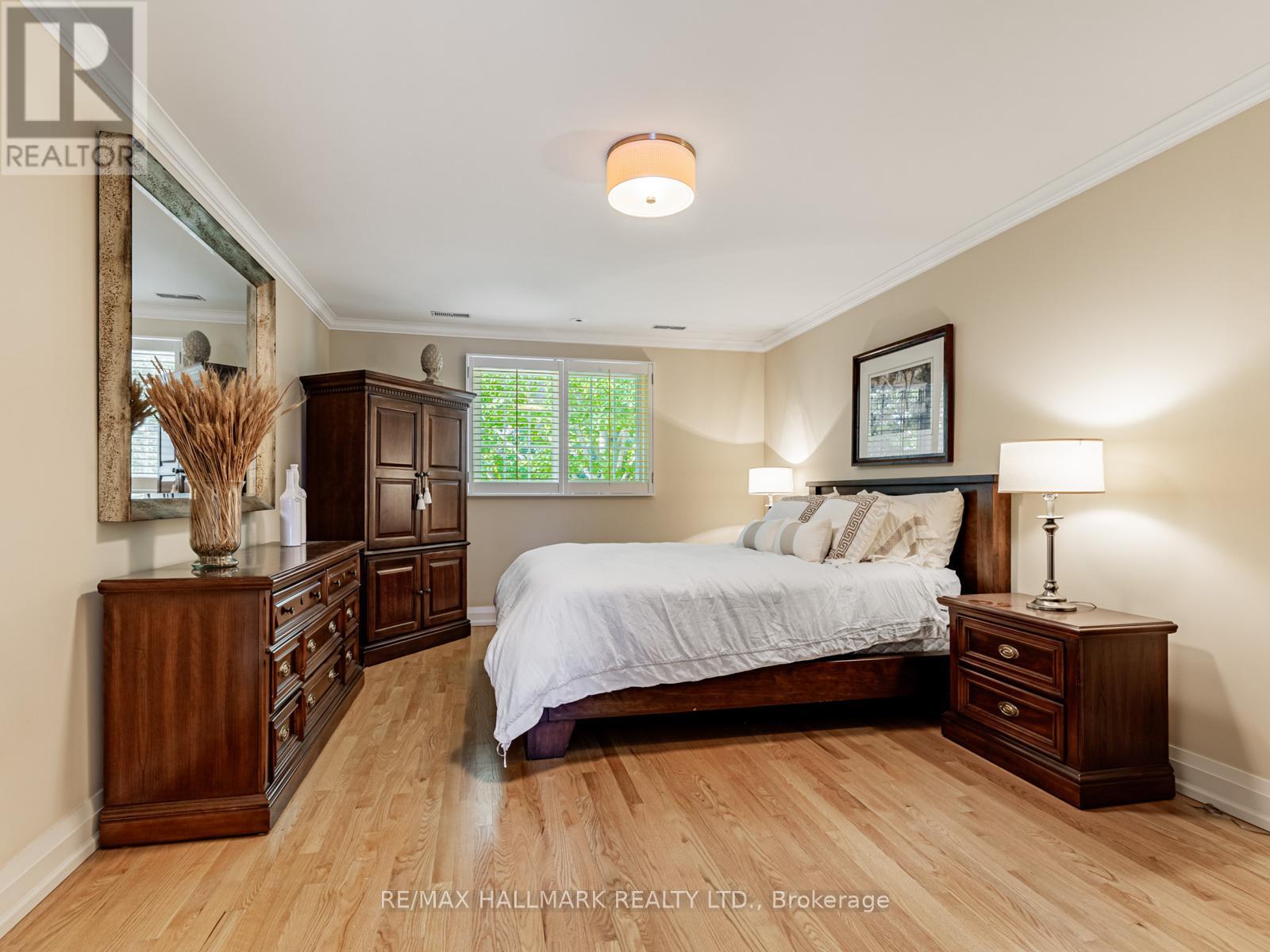 88 Ames Circle, Toronto (Banbury-Don Mills), Ontario  M3B 3C1 - Photo 13 - C12804886