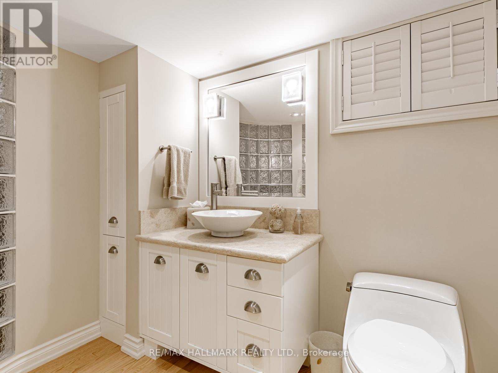 88 Ames Circle, Toronto (Banbury-Don Mills), Ontario  M3B 3C1 - Photo 27 - C12804886