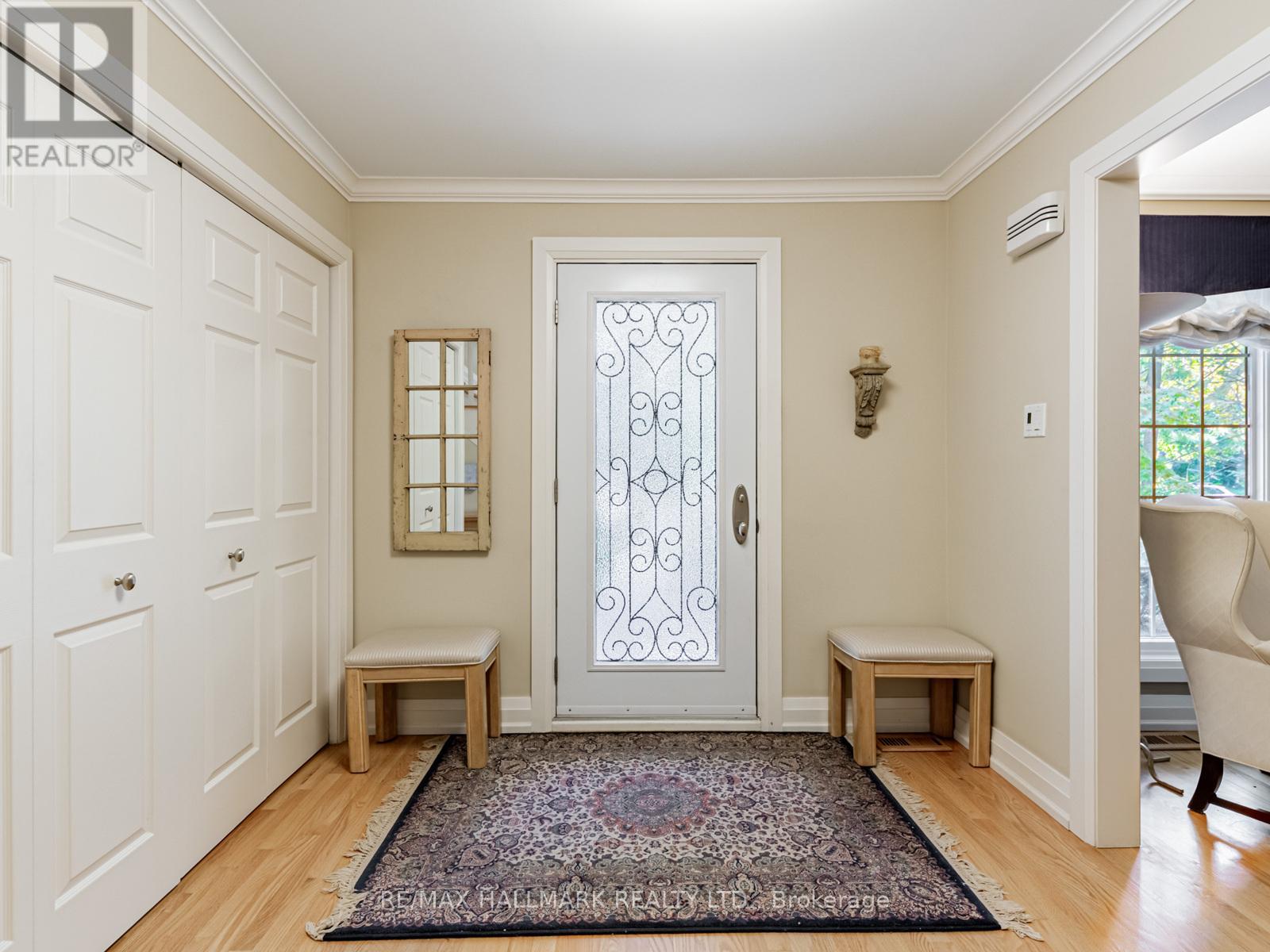 88 Ames Circle, Toronto (Banbury-Don Mills), Ontario  M3B 3C1 - Photo 3 - C12804886