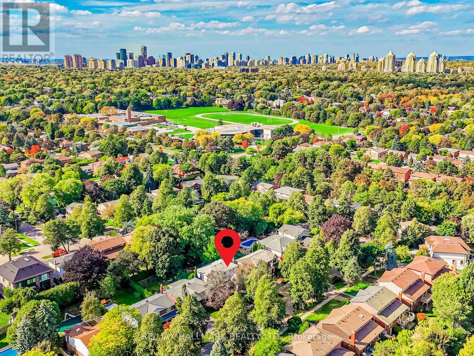 88 Ames Circle, Toronto (Banbury-Don Mills), Ontario  M3B 3C1 - Photo 30 - C12804886