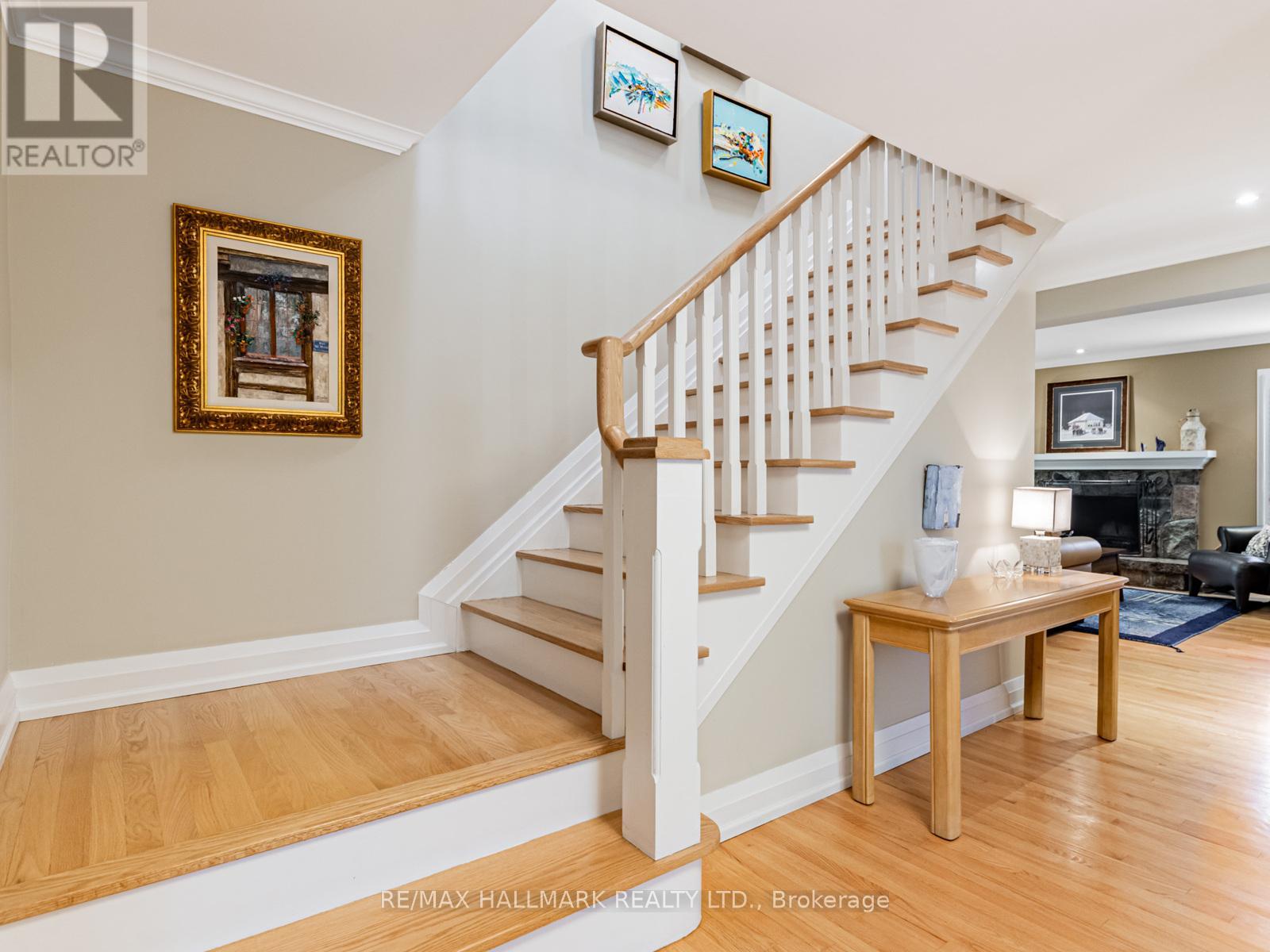 88 Ames Circle, Toronto (Banbury-Don Mills), Ontario  M3B 3C1 - Photo 7 - C12804886