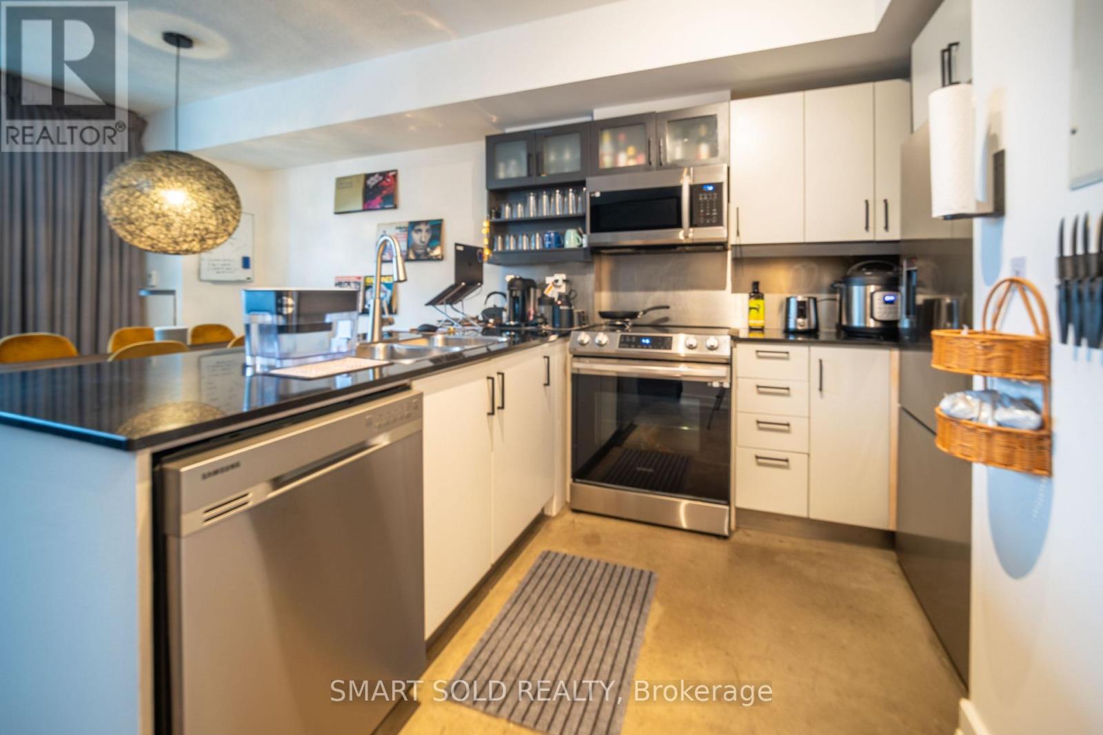 411 - 350 Wellington Street W, Toronto, Ontario  M5V 3W9 - Photo 6 - C12804938