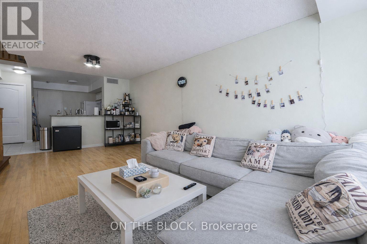 1703 - 28 Sommerset Way, Toronto (Willowdale East), Ontario  M2N 6W7 - Photo 2 - C12804952