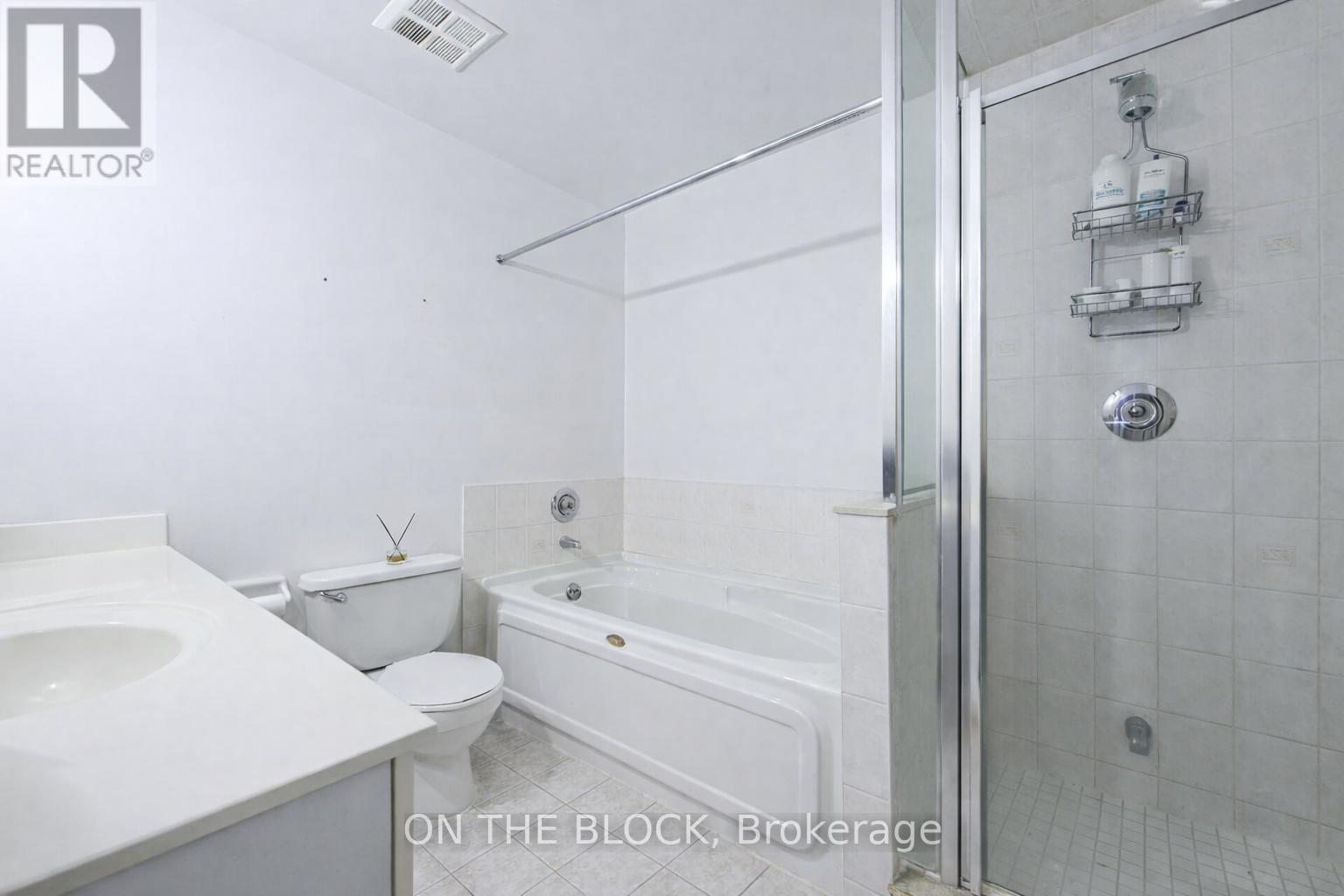 1703 - 28 Sommerset Way, Toronto (Willowdale East), Ontario  M2N 6W7 - Photo 21 - C12804952