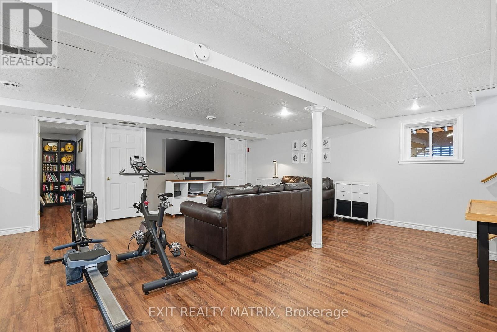 685 Station Rd Road, Alfred And Plantagenet, Ontario  K0B 1A0 - Photo 22 - X12804860