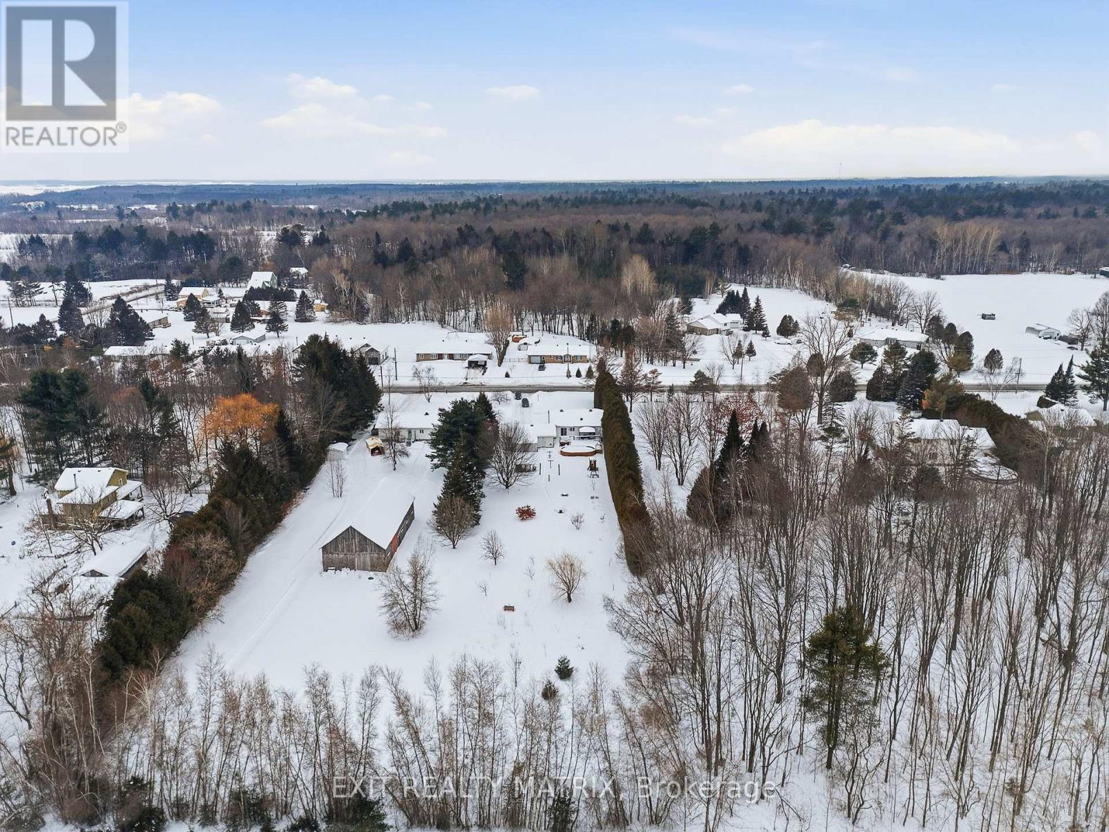 685 Station Rd Road, Alfred And Plantagenet, Ontario  K0B 1A0 - Photo 34 - X12804860