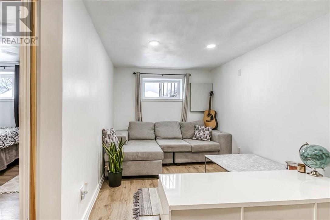 904 Howey Drive, Greater Sudbury, Ontario  P3B 1H4 - Photo 24 - 2126507