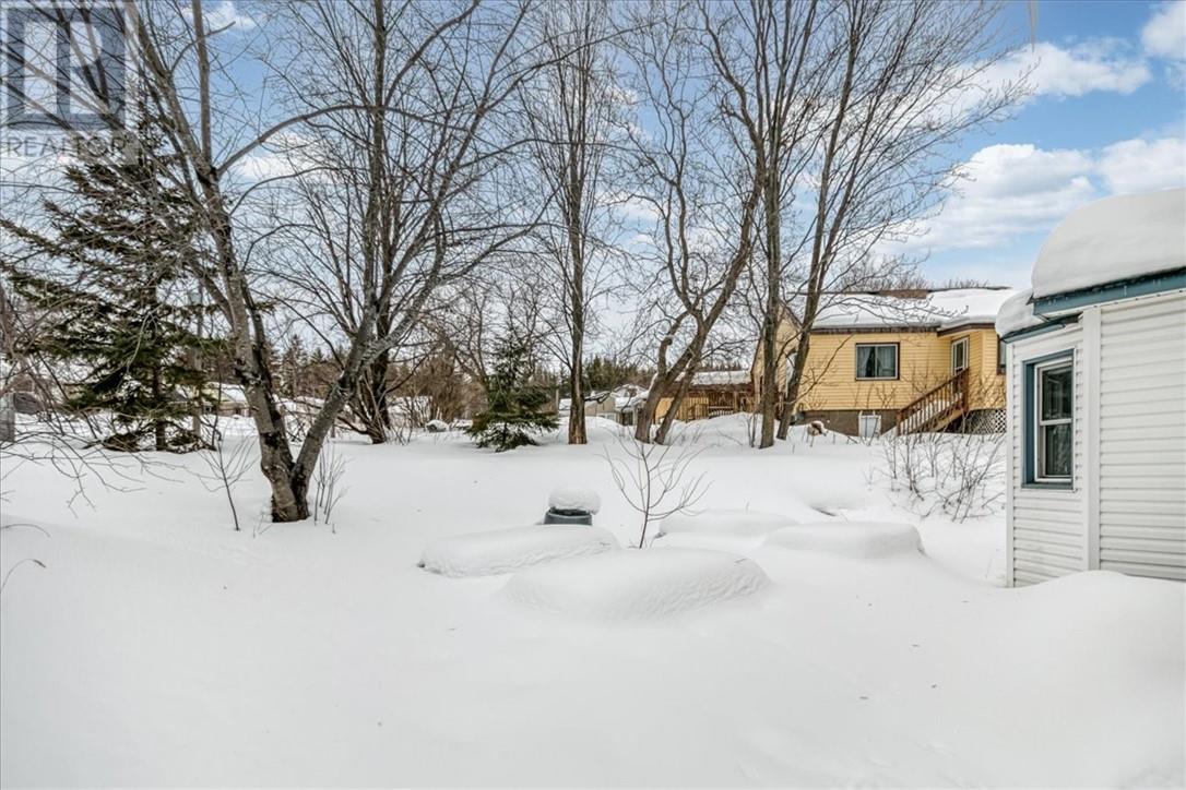 904 Howey Drive, Greater Sudbury, Ontario  P3B 1H4 - Photo 36 - 2126507