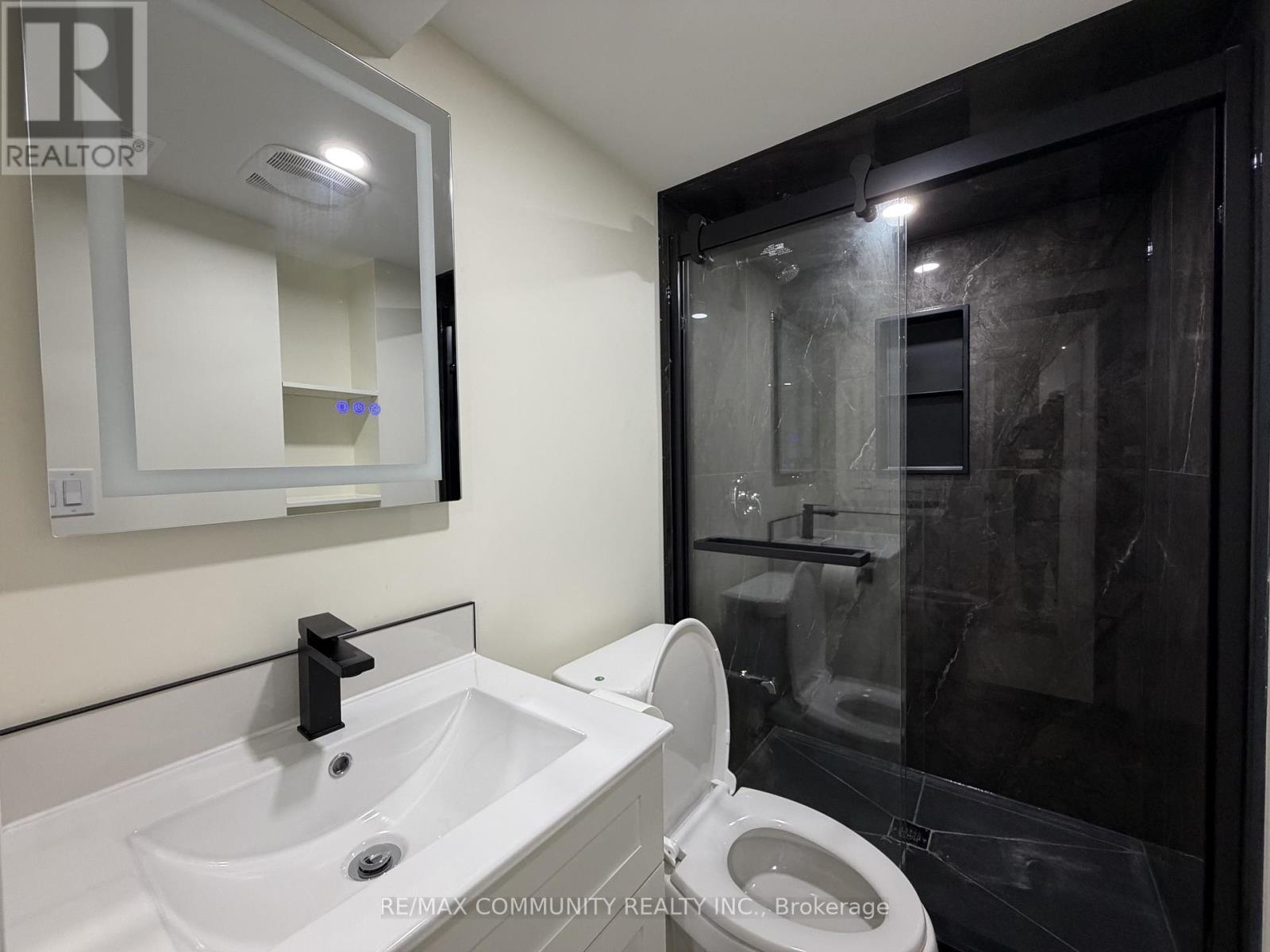 Bsmt - 3255 Turnstone Boulevard, Pickering, Ontario  L1X 0N3 - Photo 3 - E12804896