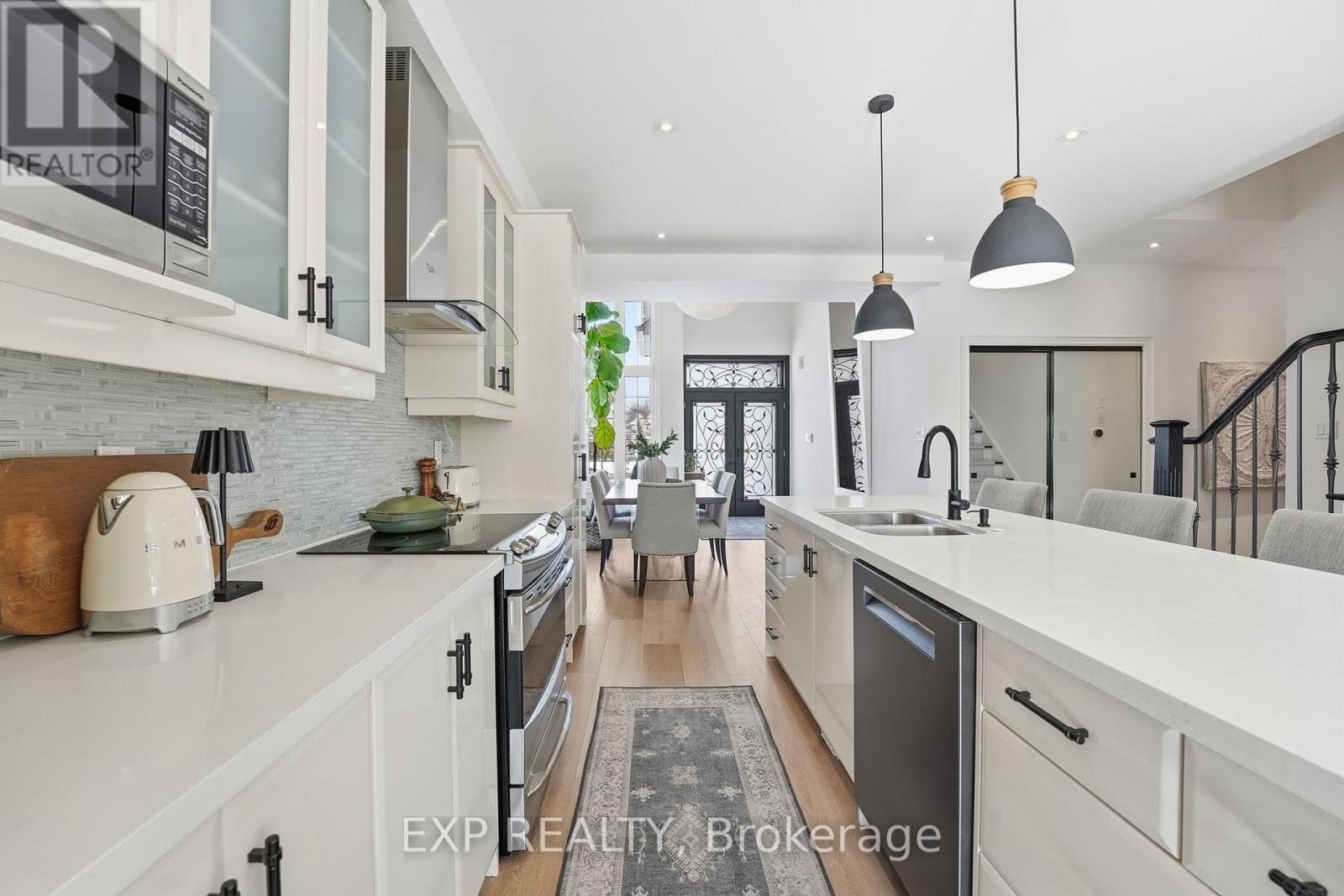 7 Brenner Court, Georgina, Ontario  L4P 0A5 - Photo 10 - N12804862