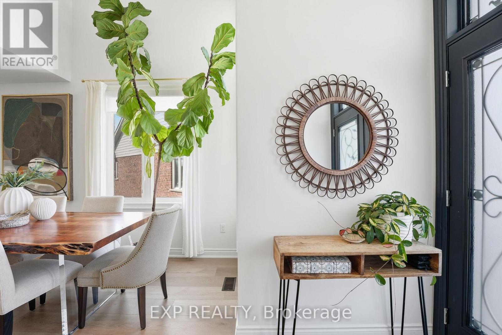 7 Brenner Court, Georgina, Ontario  L4P 0A5 - Photo 4 - N12804862