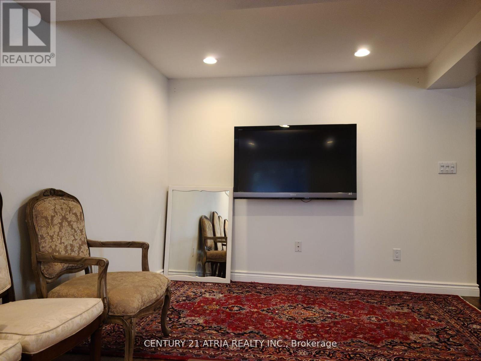 Bsmt - 90 Marsden Court, Newmarket, Ontario  L3Y 7P5 - Photo 9 - N12804932