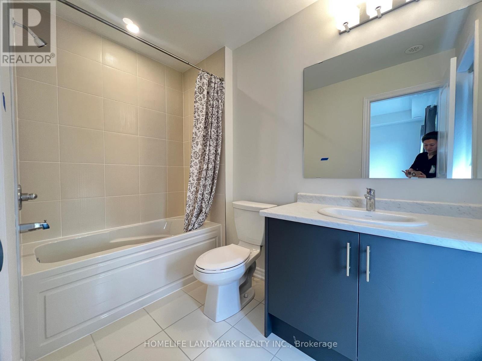 33 Guardhouse Crescent, Markham, Ontario  L6C 3J7 - Photo 11 - N12804954