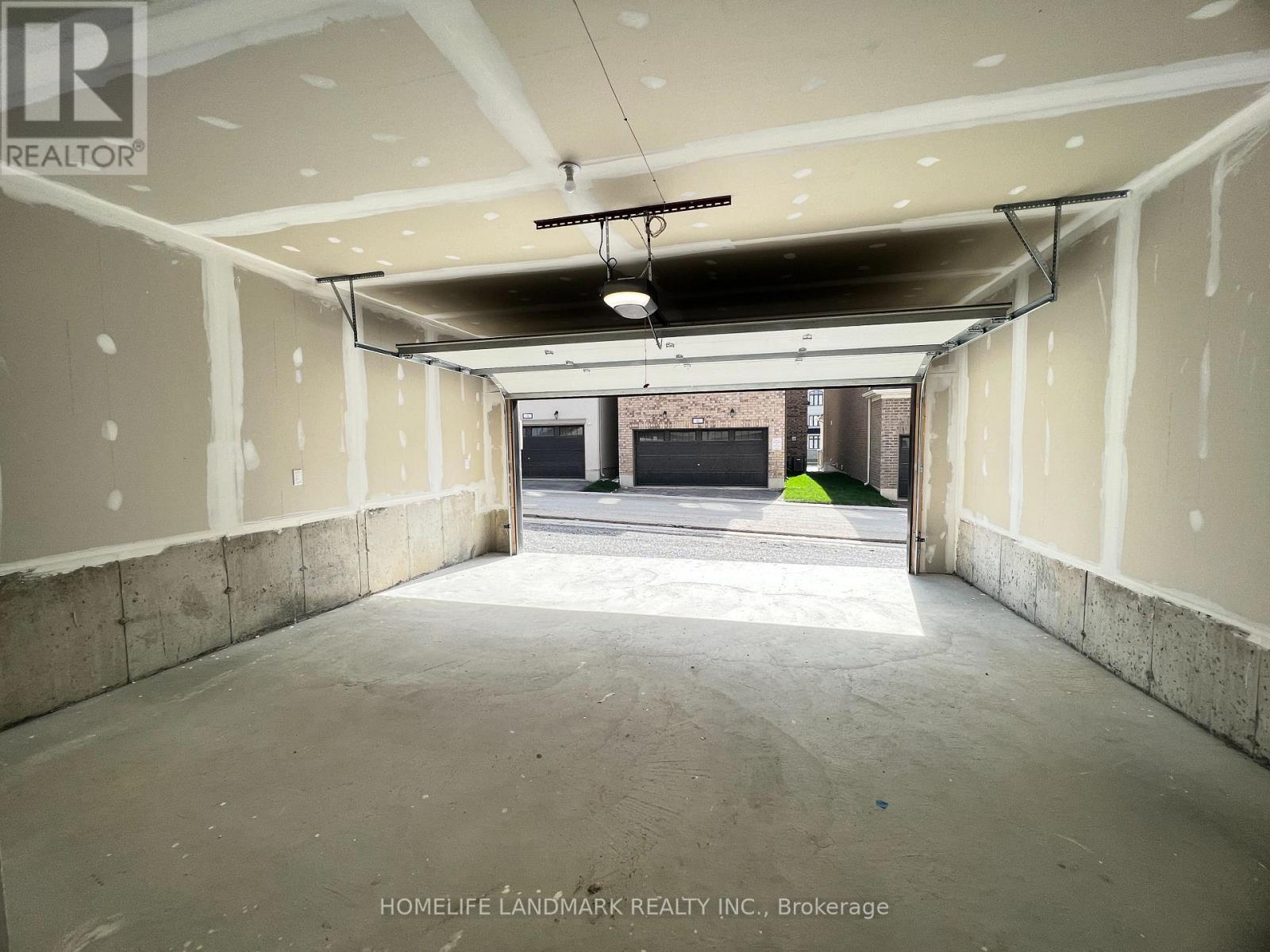 33 Guardhouse Crescent, Markham, Ontario  L6C 3J7 - Photo 16 - N12804954