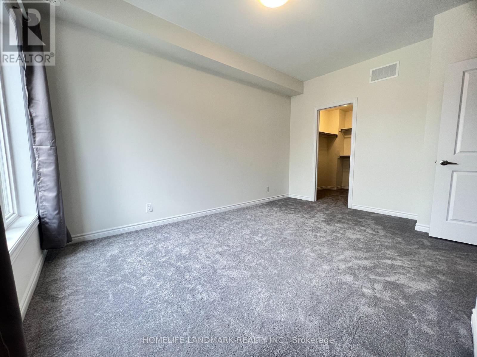 33 Guardhouse Crescent, Markham, Ontario  L6C 3J7 - Photo 7 - N12804954