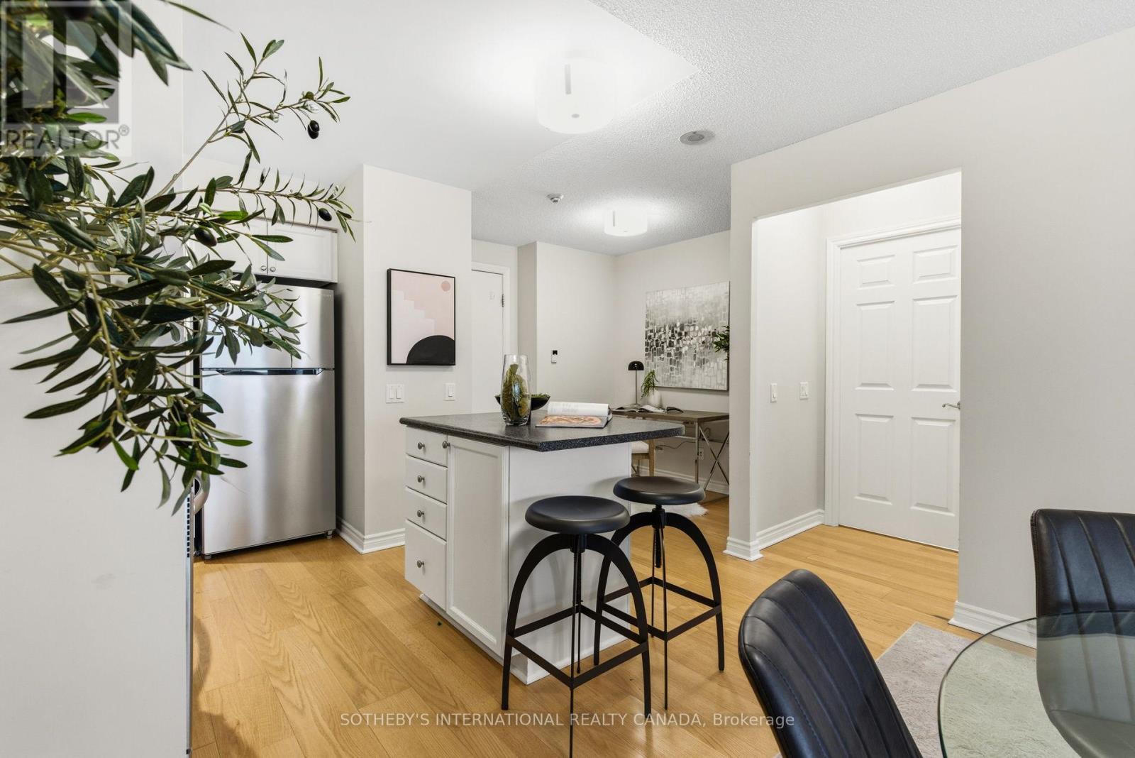 707 - 5229 Dundas Street W, Toronto, Ontario  M9B 6L9 - Photo 18 - W12784812