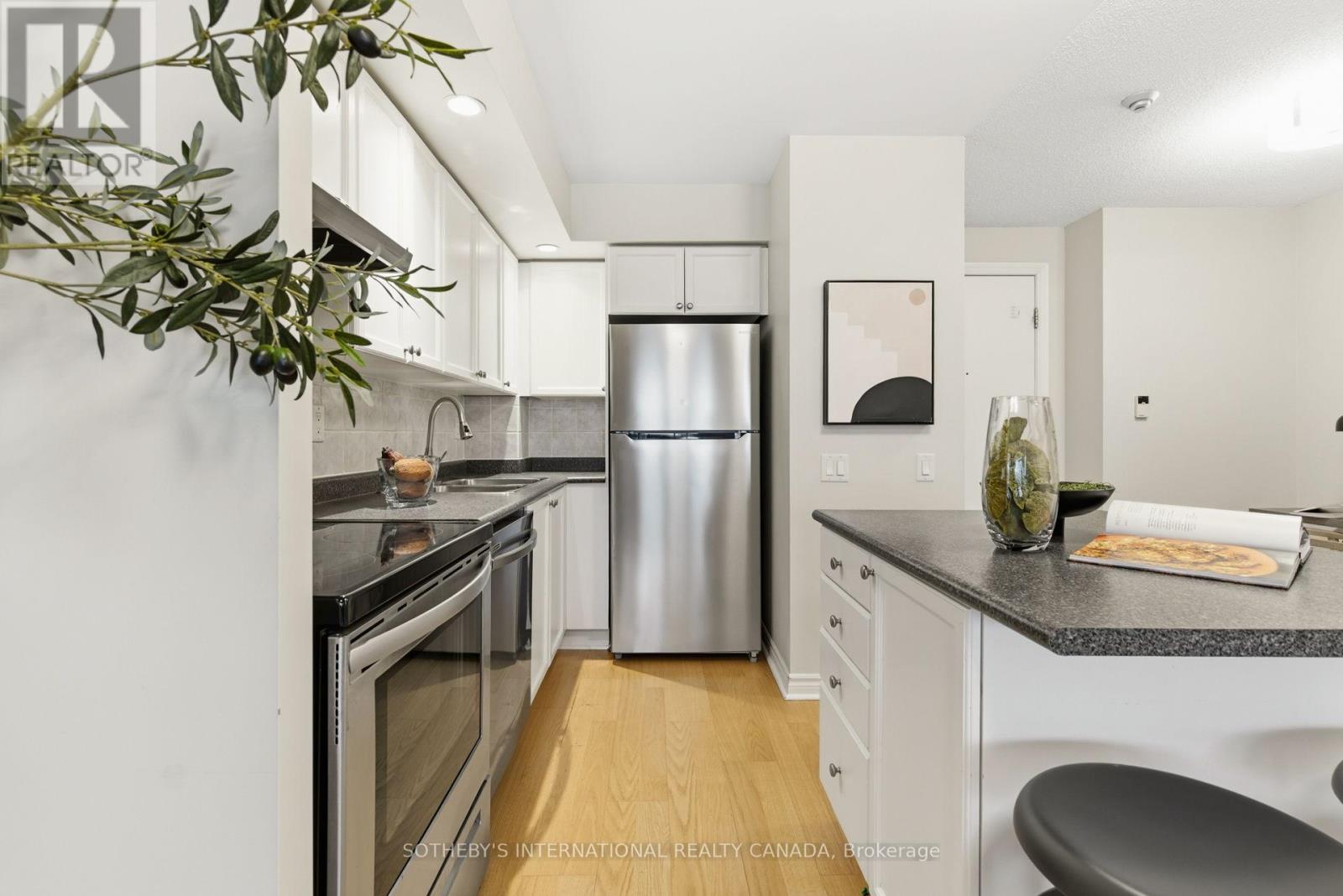 707 - 5229 Dundas Street W, Toronto, Ontario  M9B 6L9 - Photo 19 - W12784812
