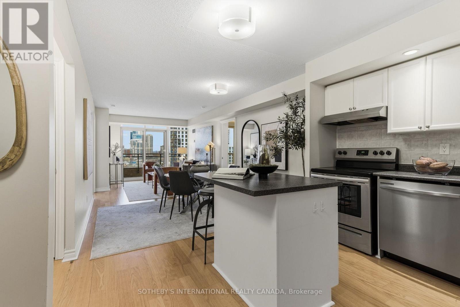 707 - 5229 Dundas Street W, Toronto, Ontario  M9B 6L9 - Photo 8 - W12784812