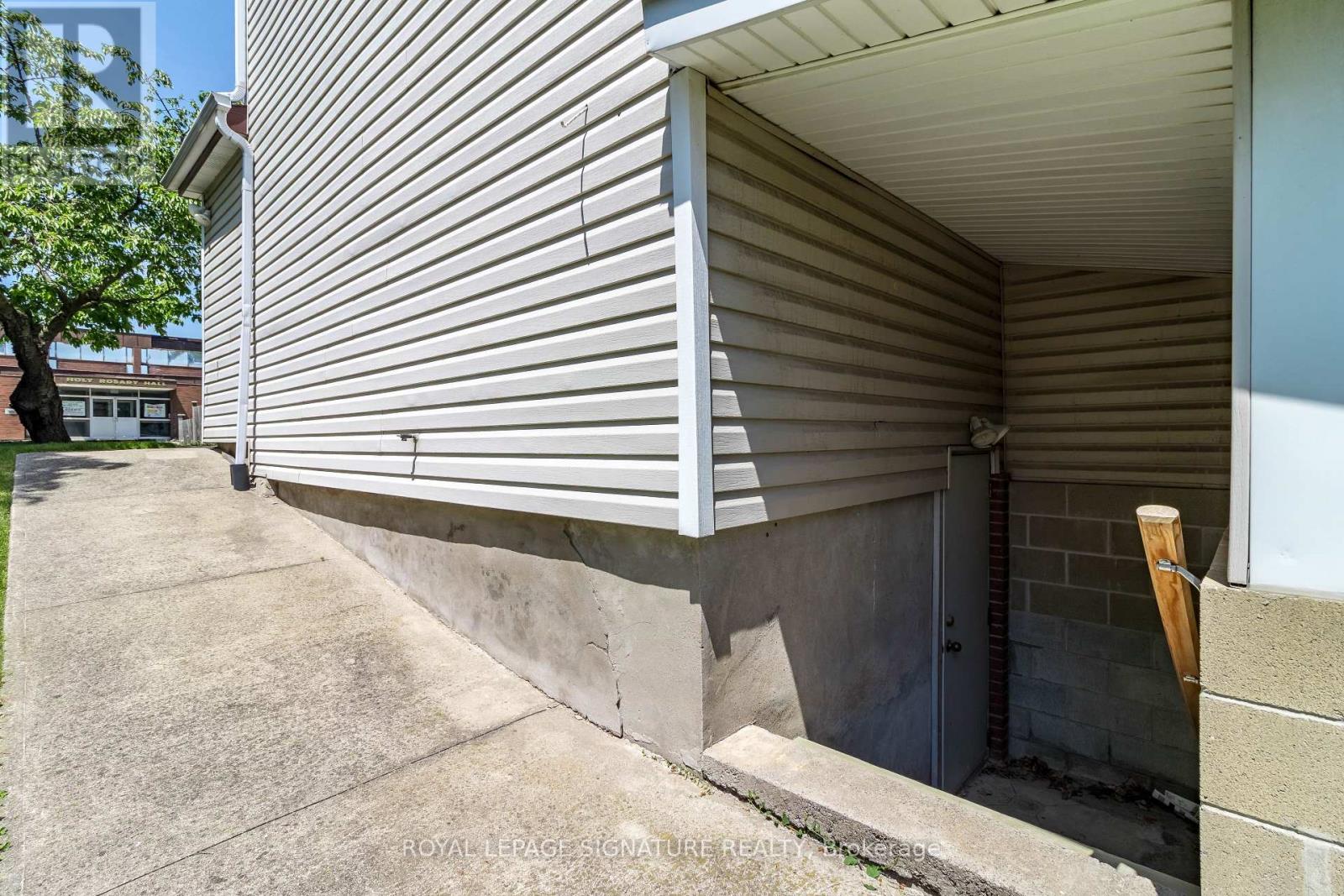 23 Sullivan Avenue, Thorold, Ontario  L2V 2Y3 - Photo 23 - X12804834