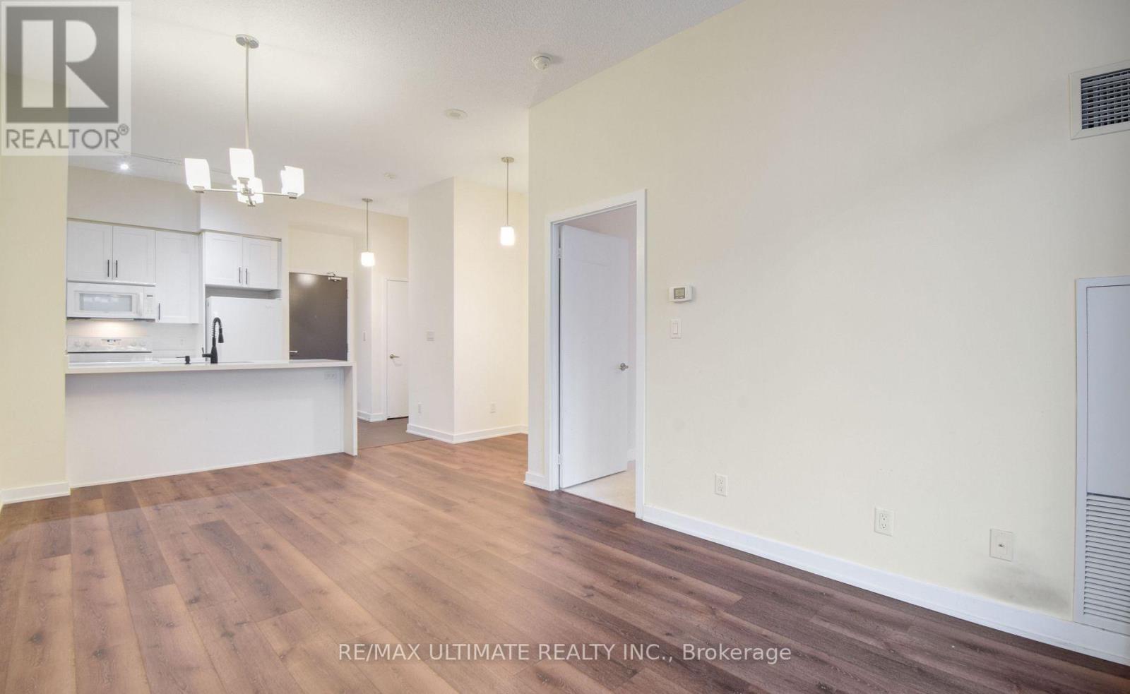 606 - 4070 Confederation Parkway, Mississauga, Ontario  L5B 0E9 - Photo 15 - W12804856