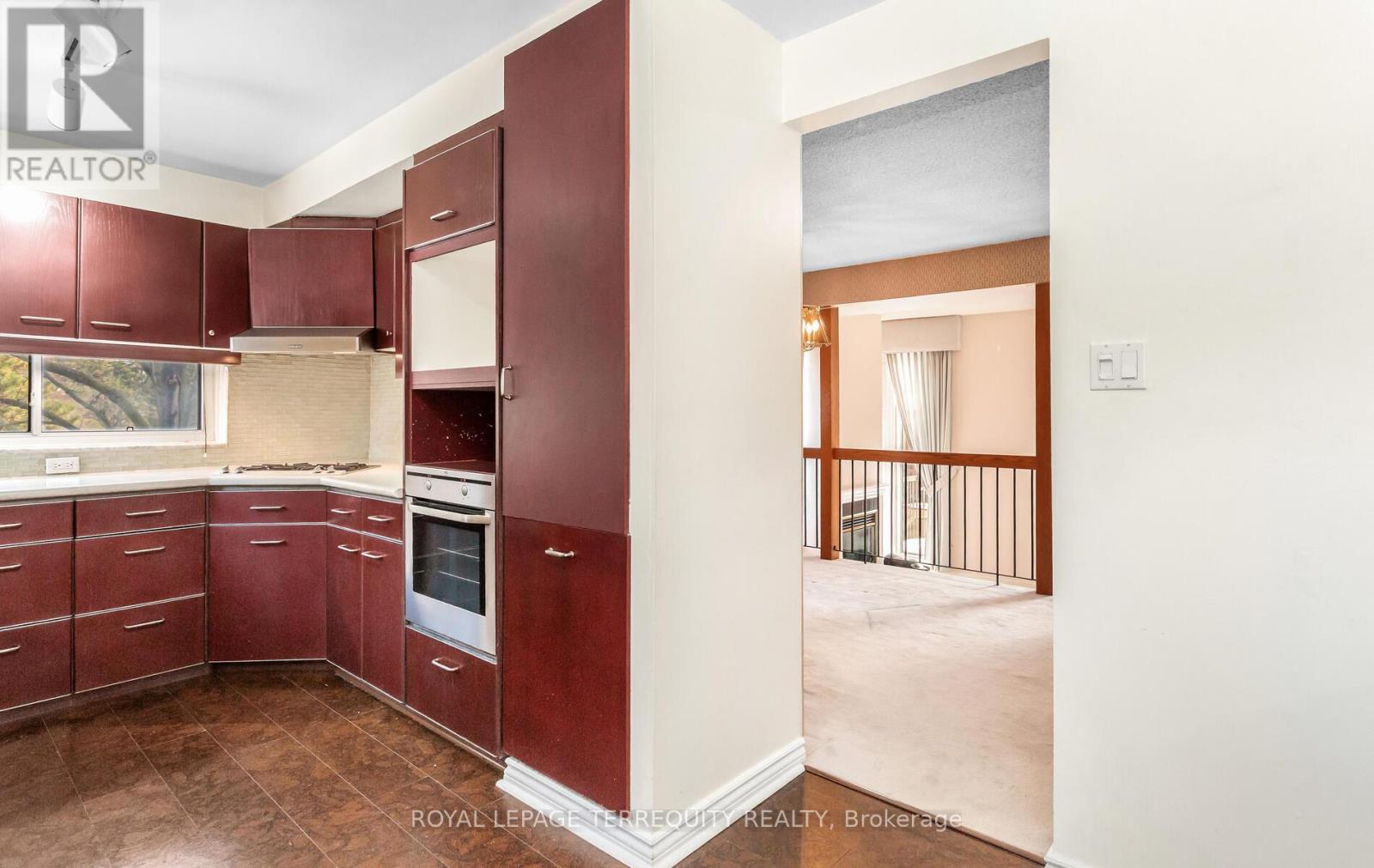 33 - 1250 Marlborough Court, Oakville, Ontario  L6H 2W7 - Photo 18 - W12804868