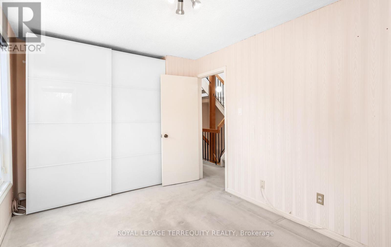 33 - 1250 Marlborough Court, Oakville, Ontario  L6H 2W7 - Photo 31 - W12804868