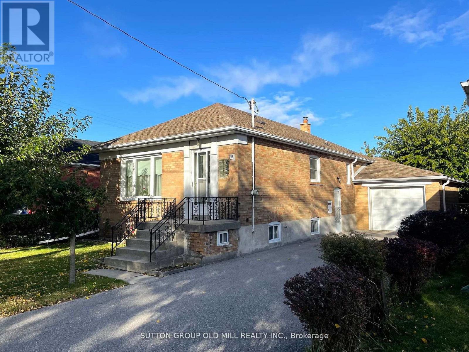 36 ALDEN AVENUE, Toronto, Ontario